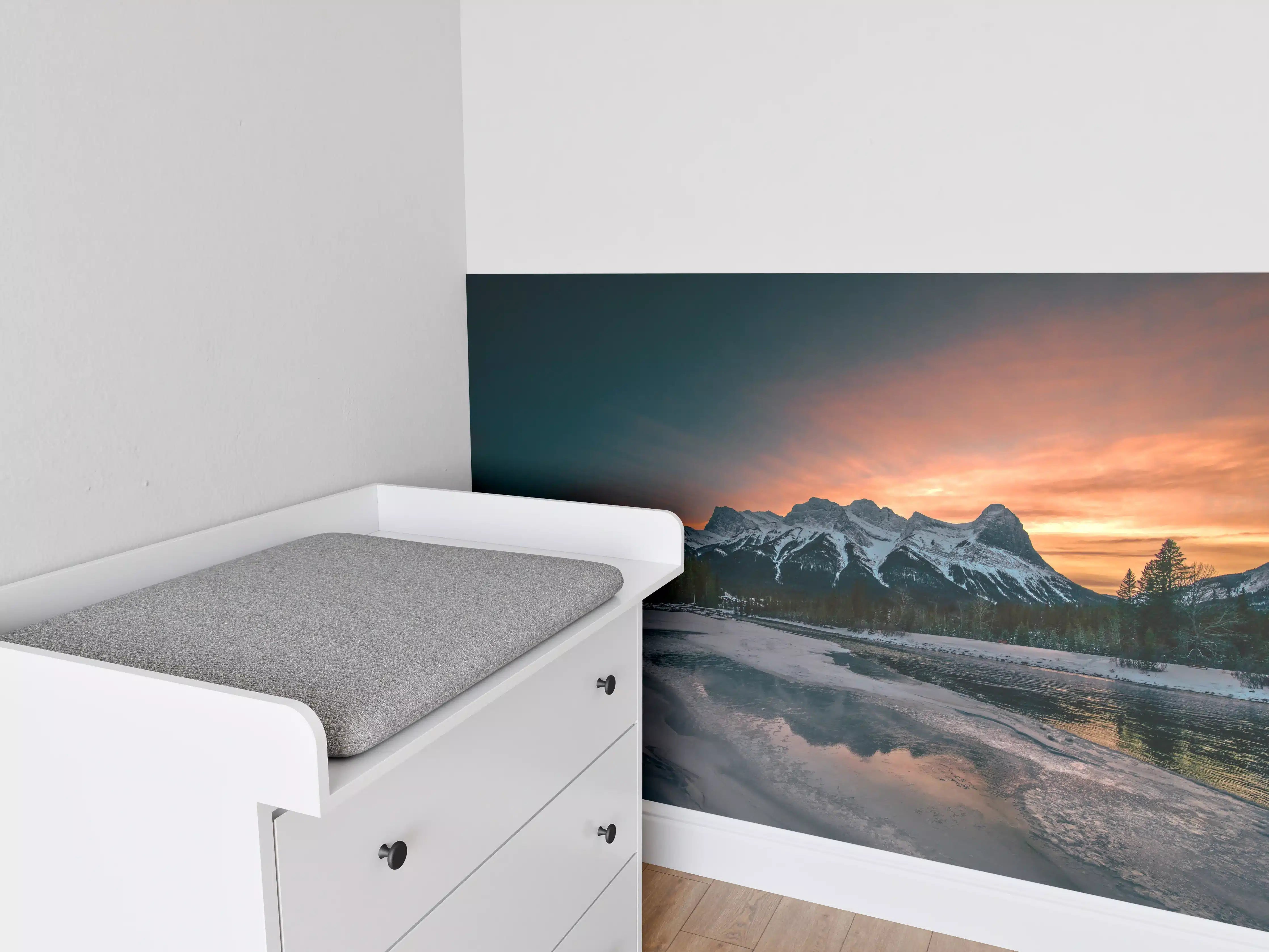 Babyzimmer Wandgestaltung - Winterlicher Sonnenuntergang Berge