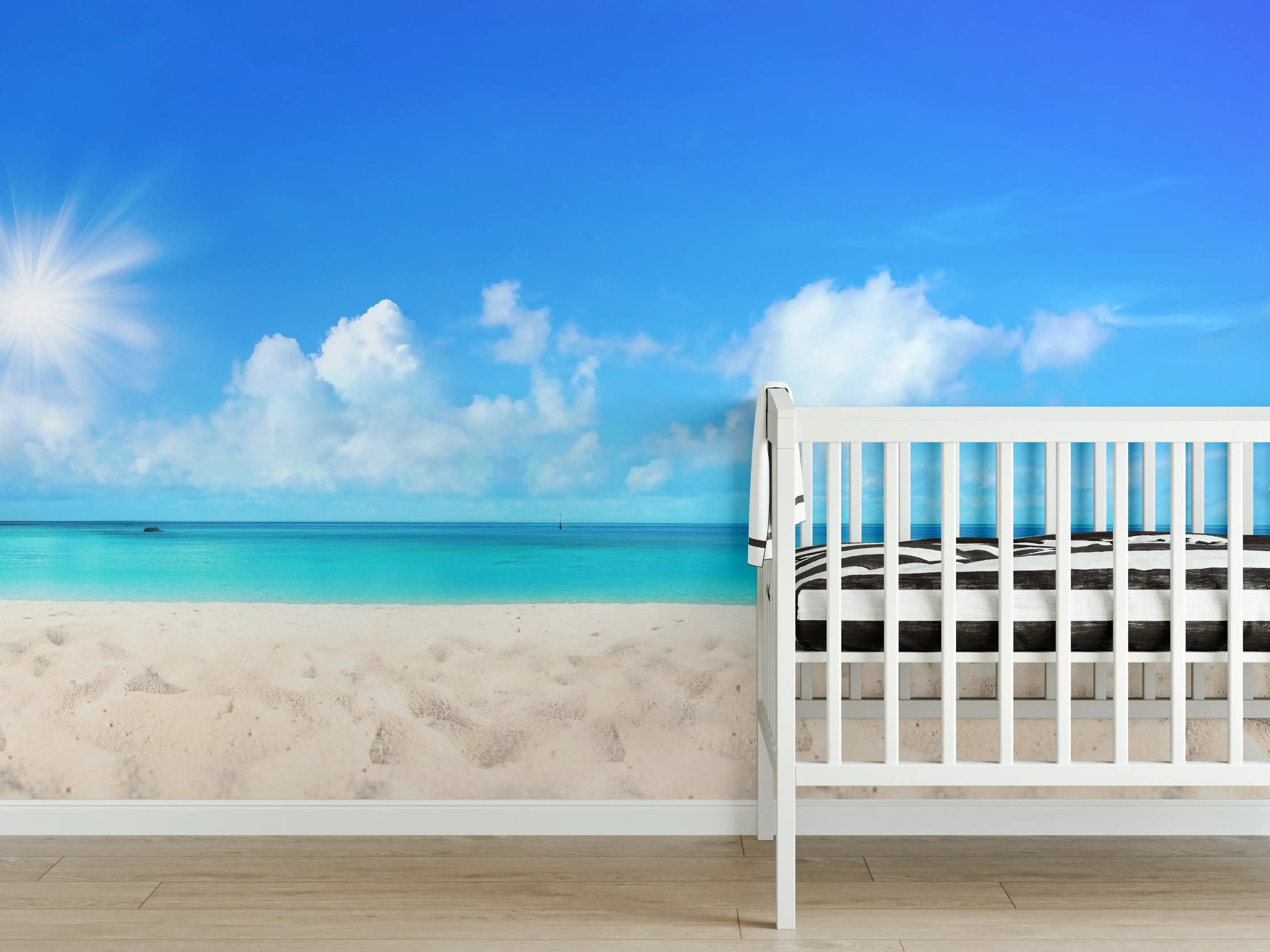 Babyzimmer Wandgestaltung - Wunderschöner Strand mit hellem Sand