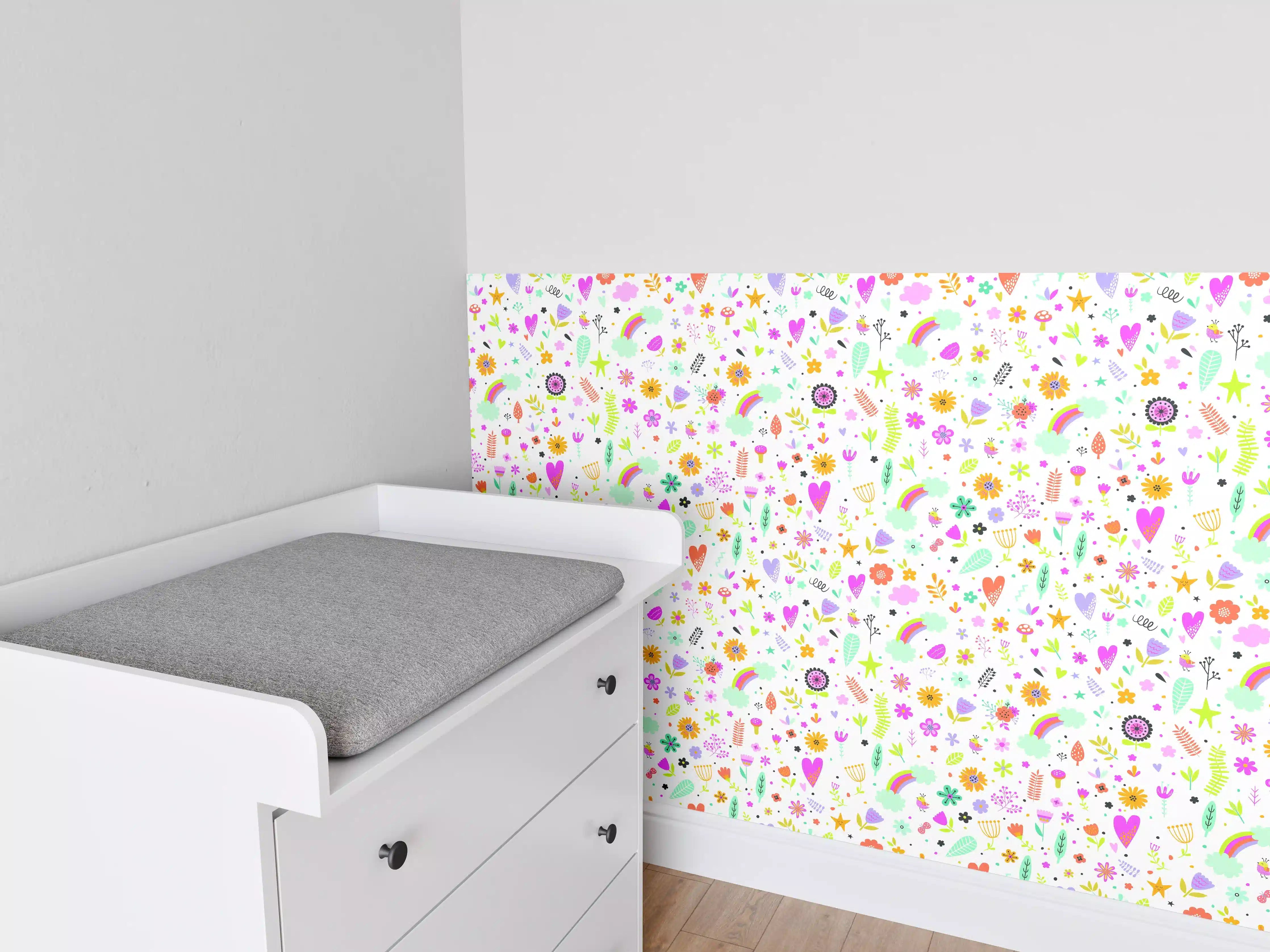 Babyzimmer Wandgestaltung - Zarte Blumenmuster in Pastellgrau