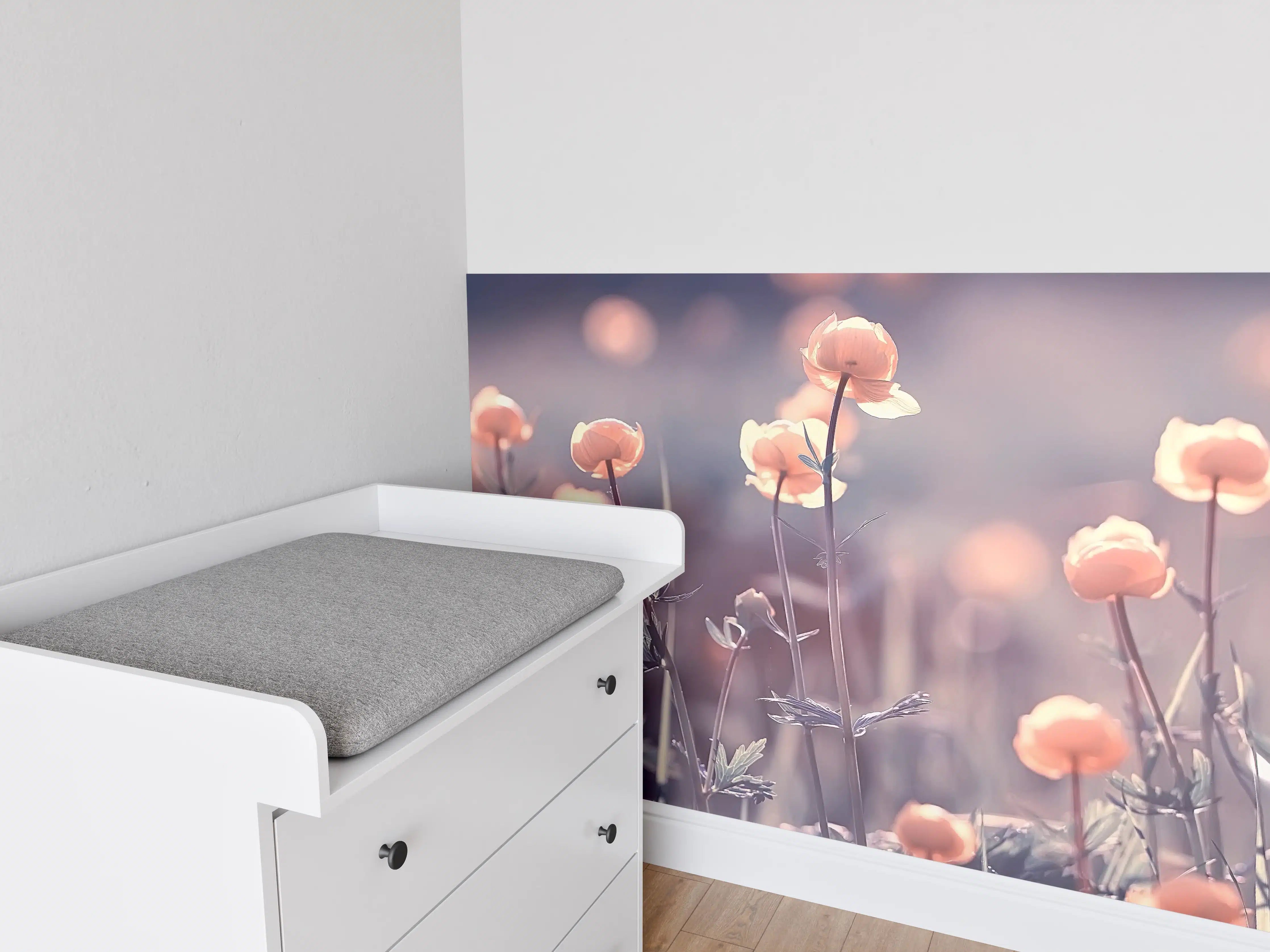 Babyzimmer Wandgestaltung - Zarte blühende Blumen in Pastellfarben