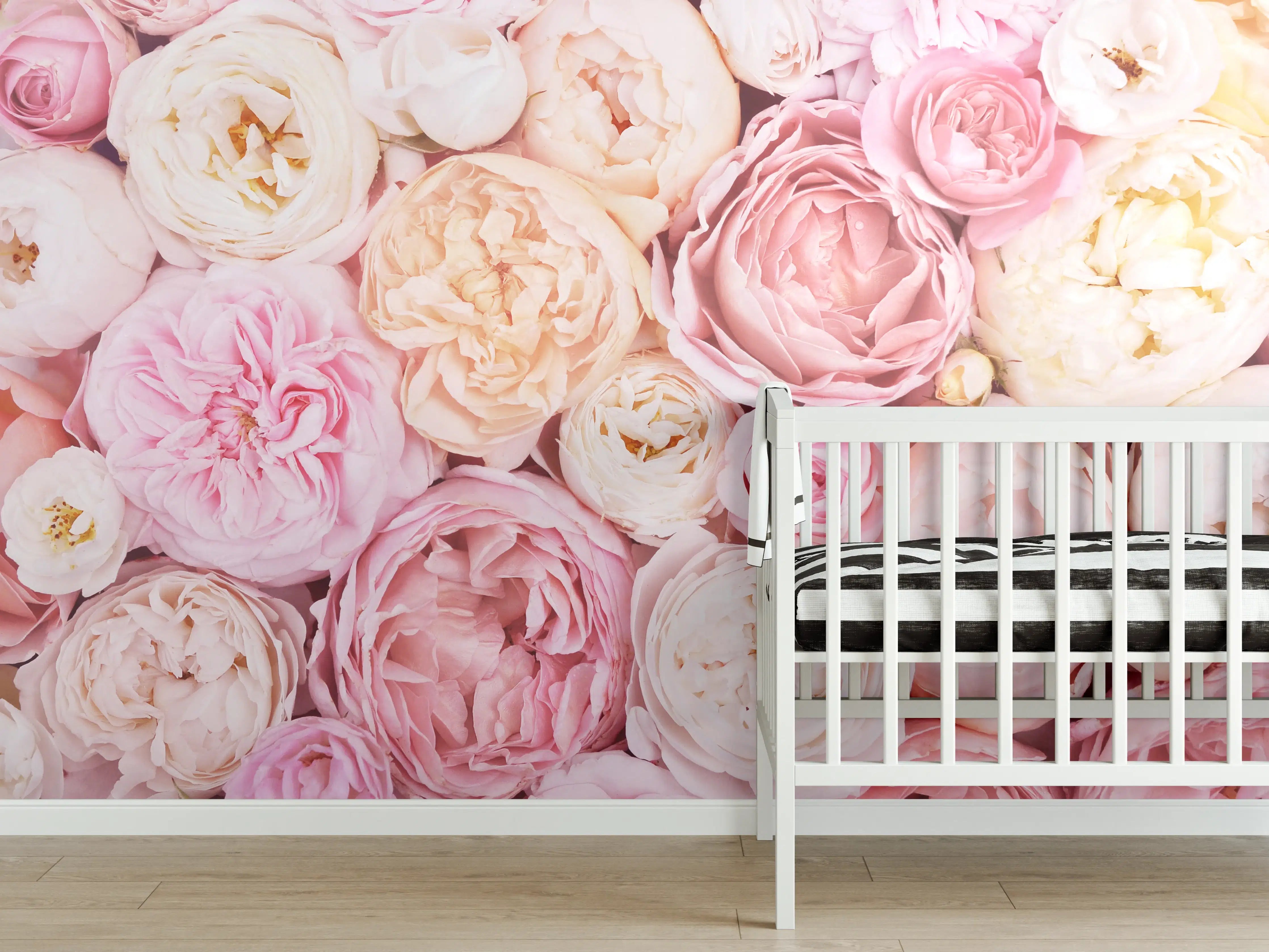 Babyzimmer Wandgestaltung - Zarte blühende Rosen