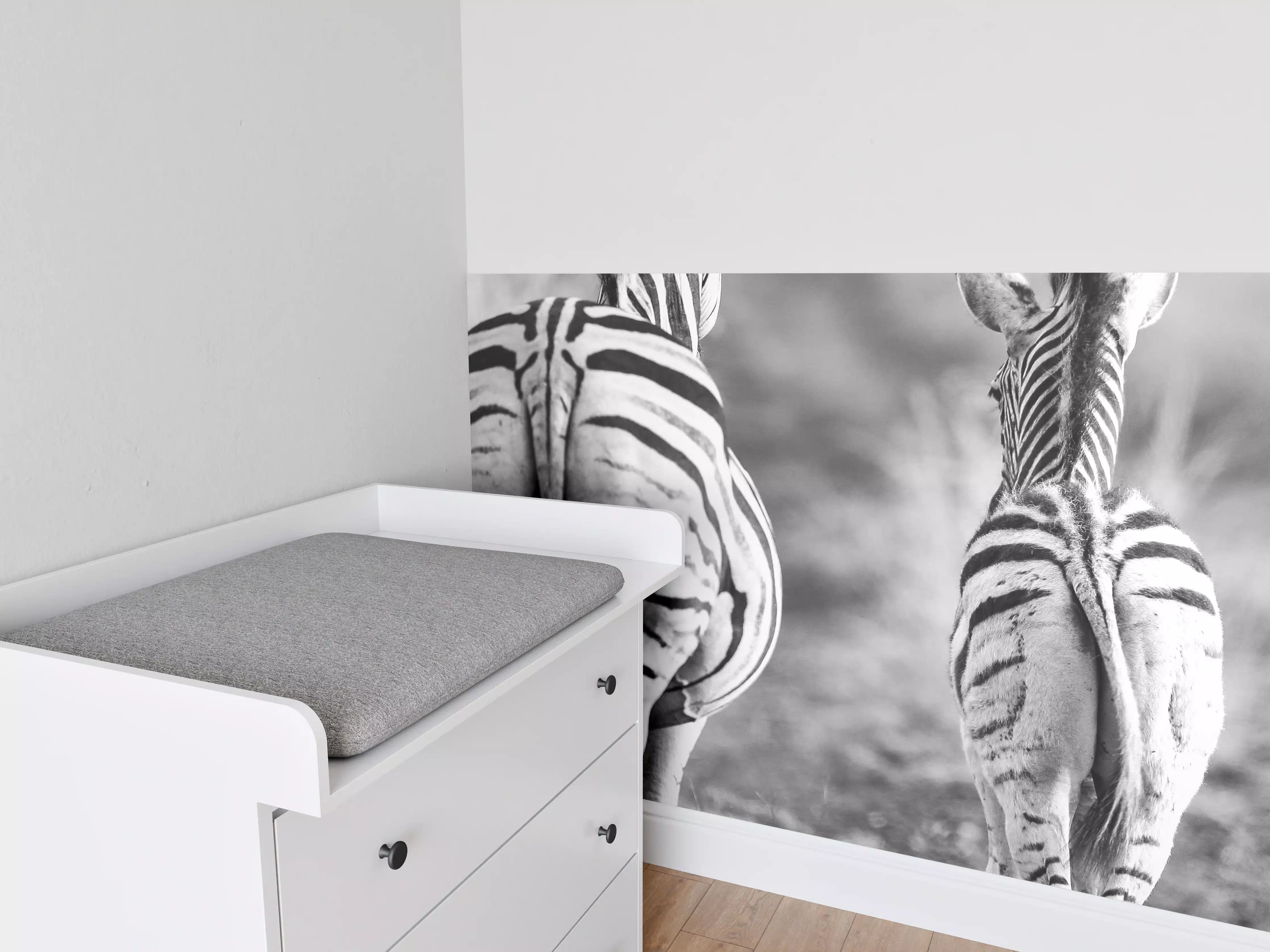 Babyzimmer Wandgestaltung - Zebra - schwarz-weiß