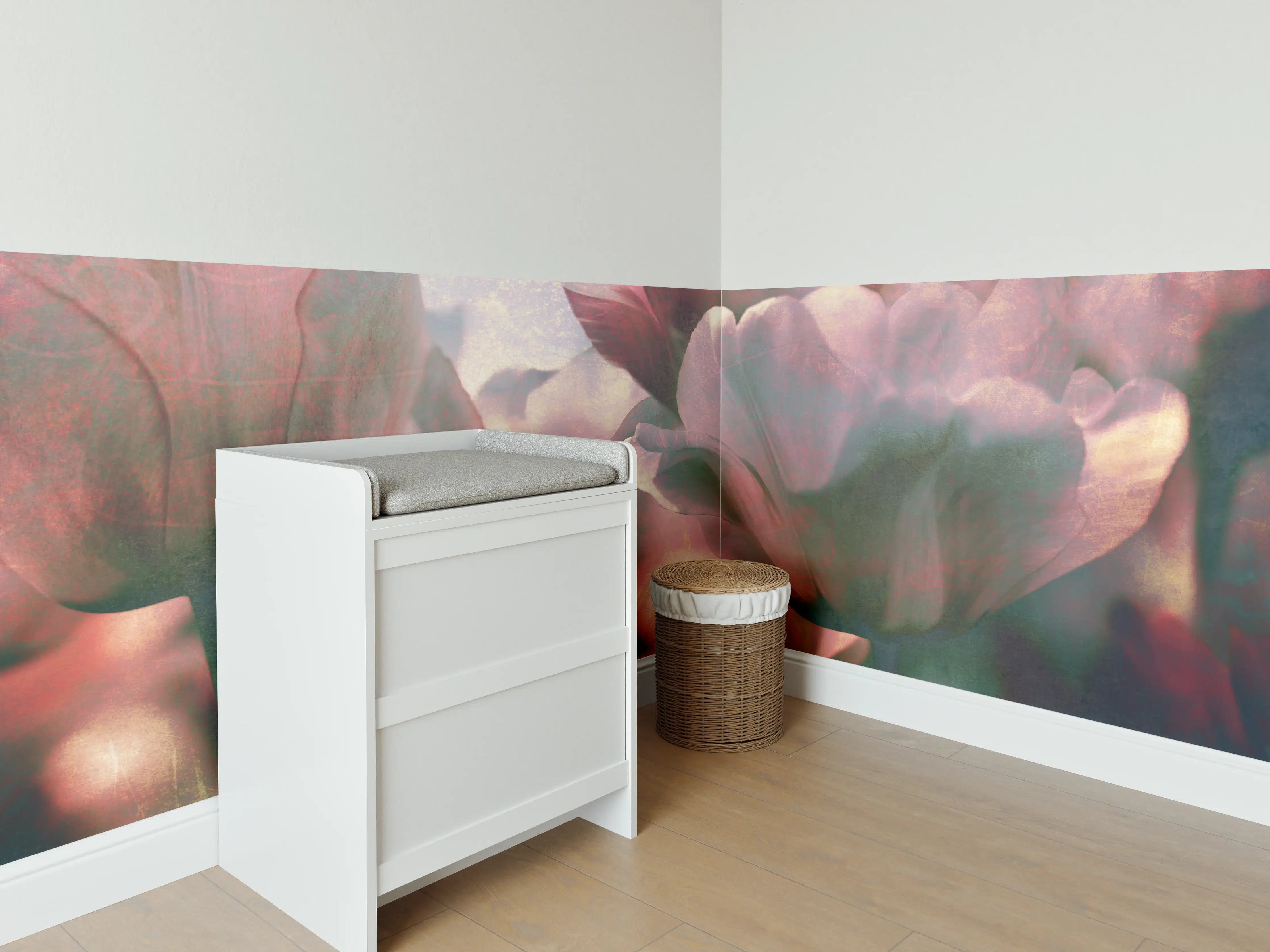 Babyzimmer Wandgestaltung - nostalgische Tulpen 