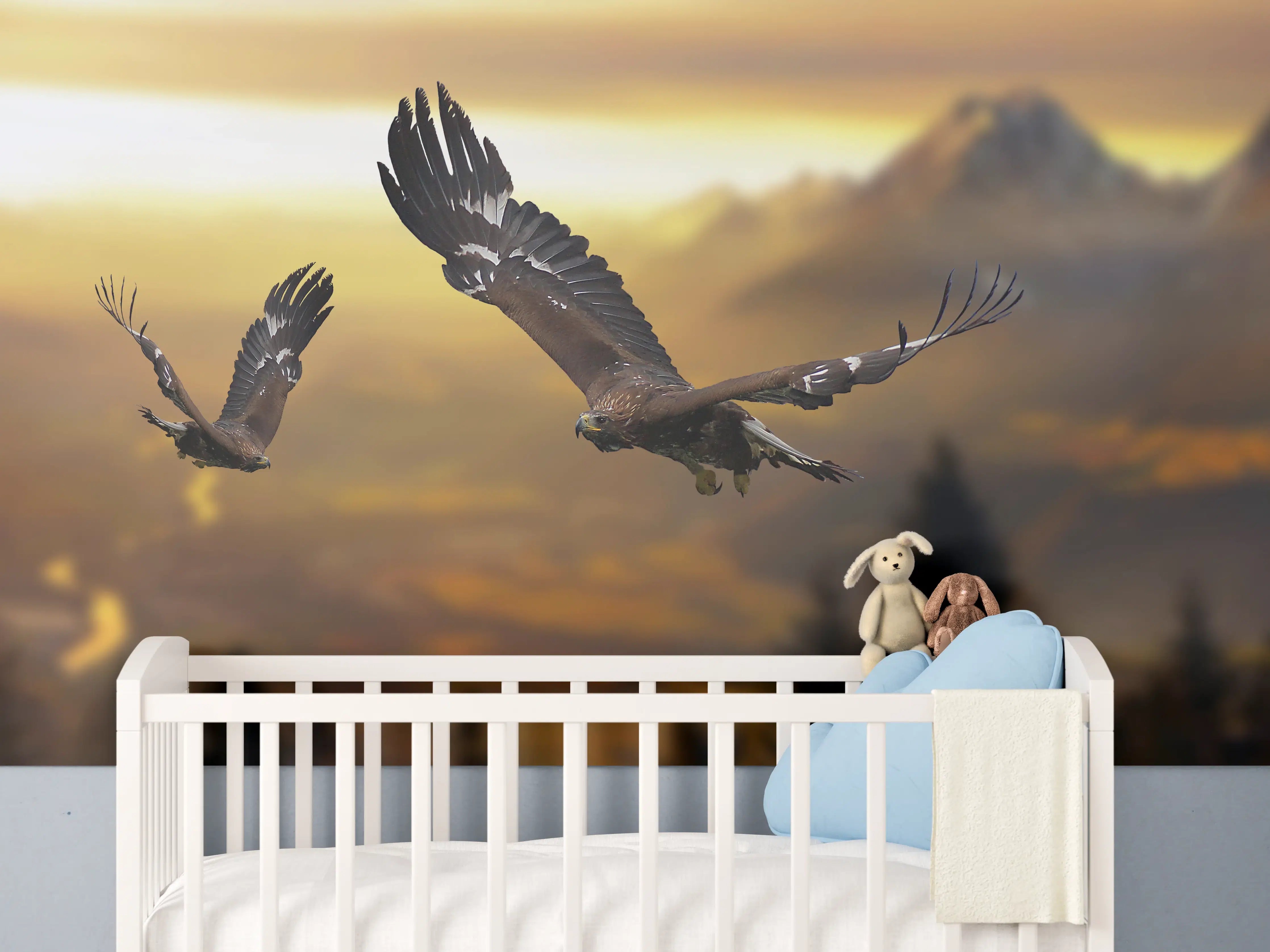 Babyzimmer Wandgestaltung - prachtvolle Steinadler im Flug
