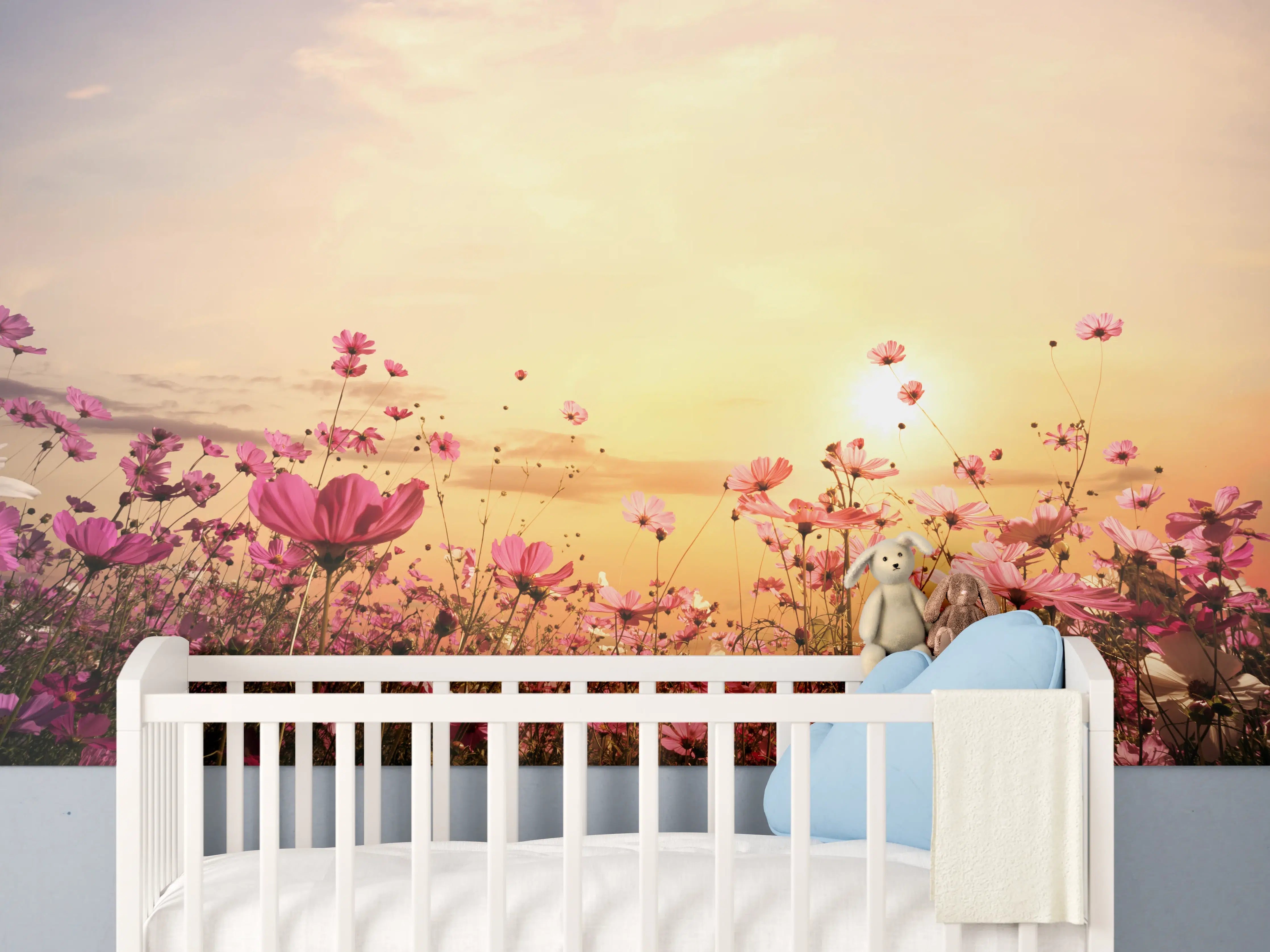 Babyzimmer Wandgestaltung - rosa Kosmosblumenfeld