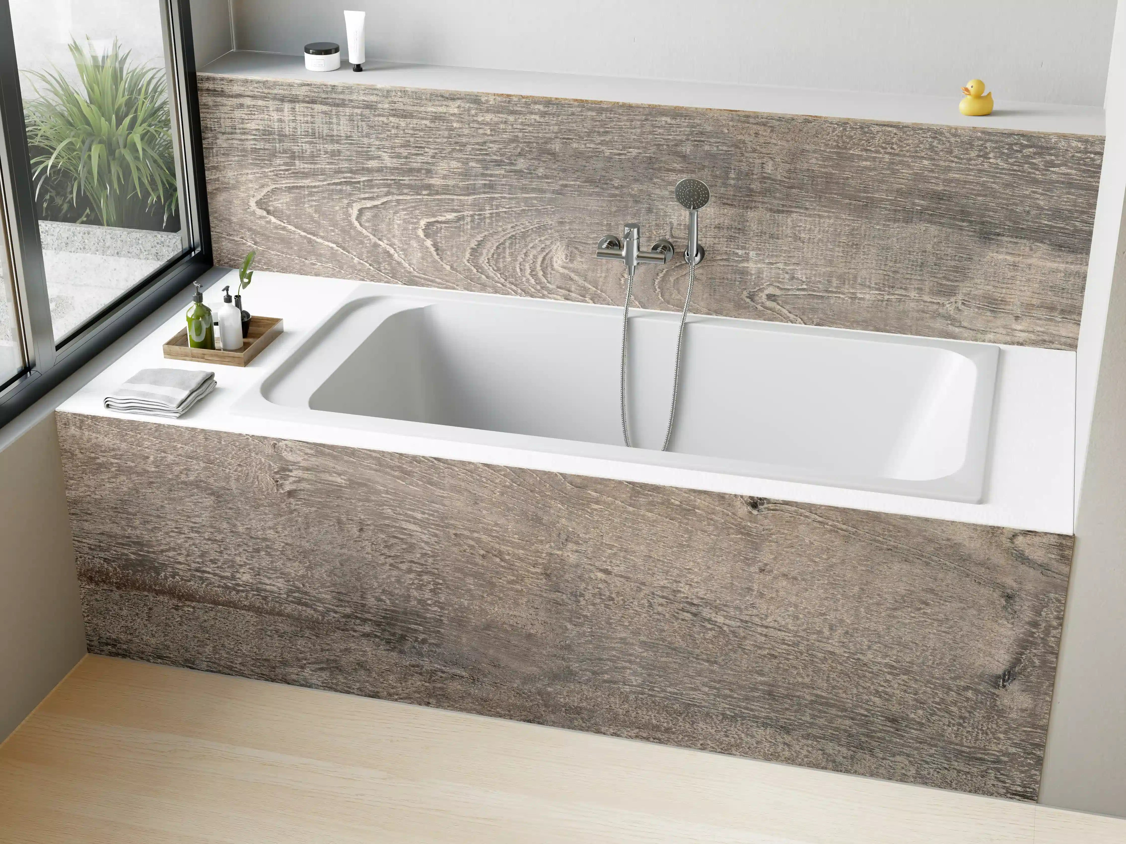 Badewannen-Rückwand -  Lange Grau-Bräunliche Holzplatte