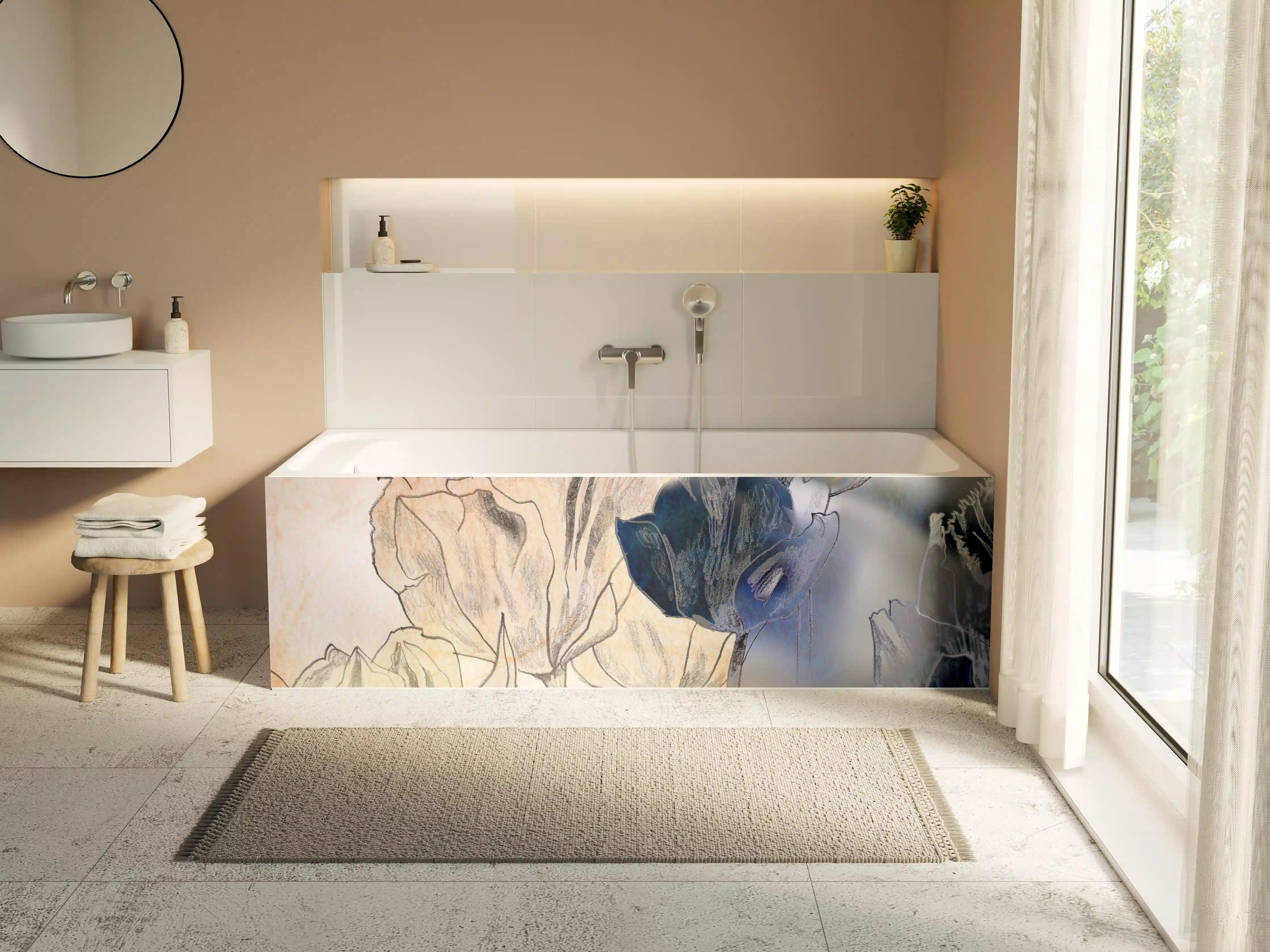 Badewannen-Rückwand - Abstrakte Blumen-Illustration mit Blauakzenten