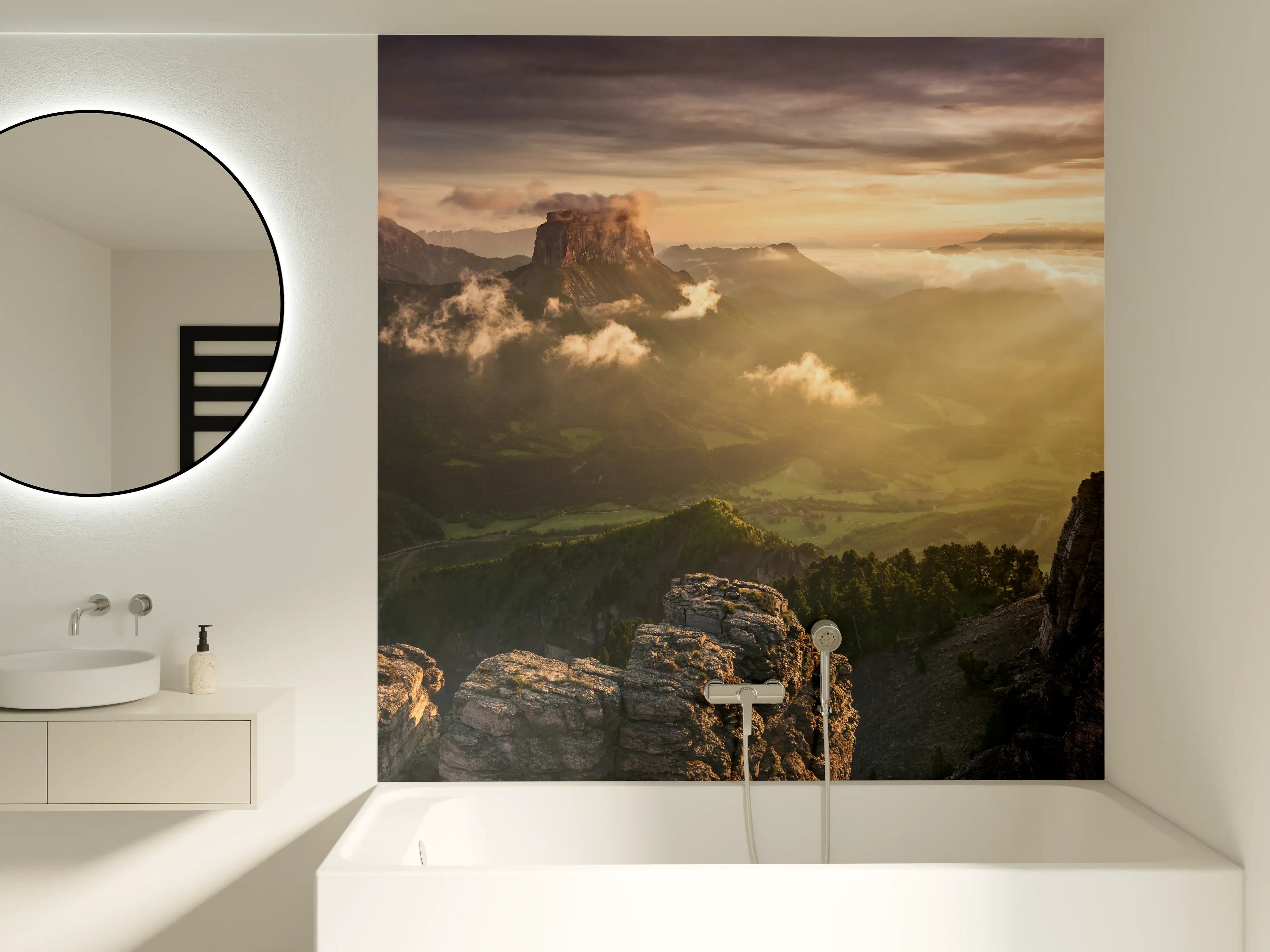 Badewannen-Rückwand - Alpenlichtspiel bei Morgenröte