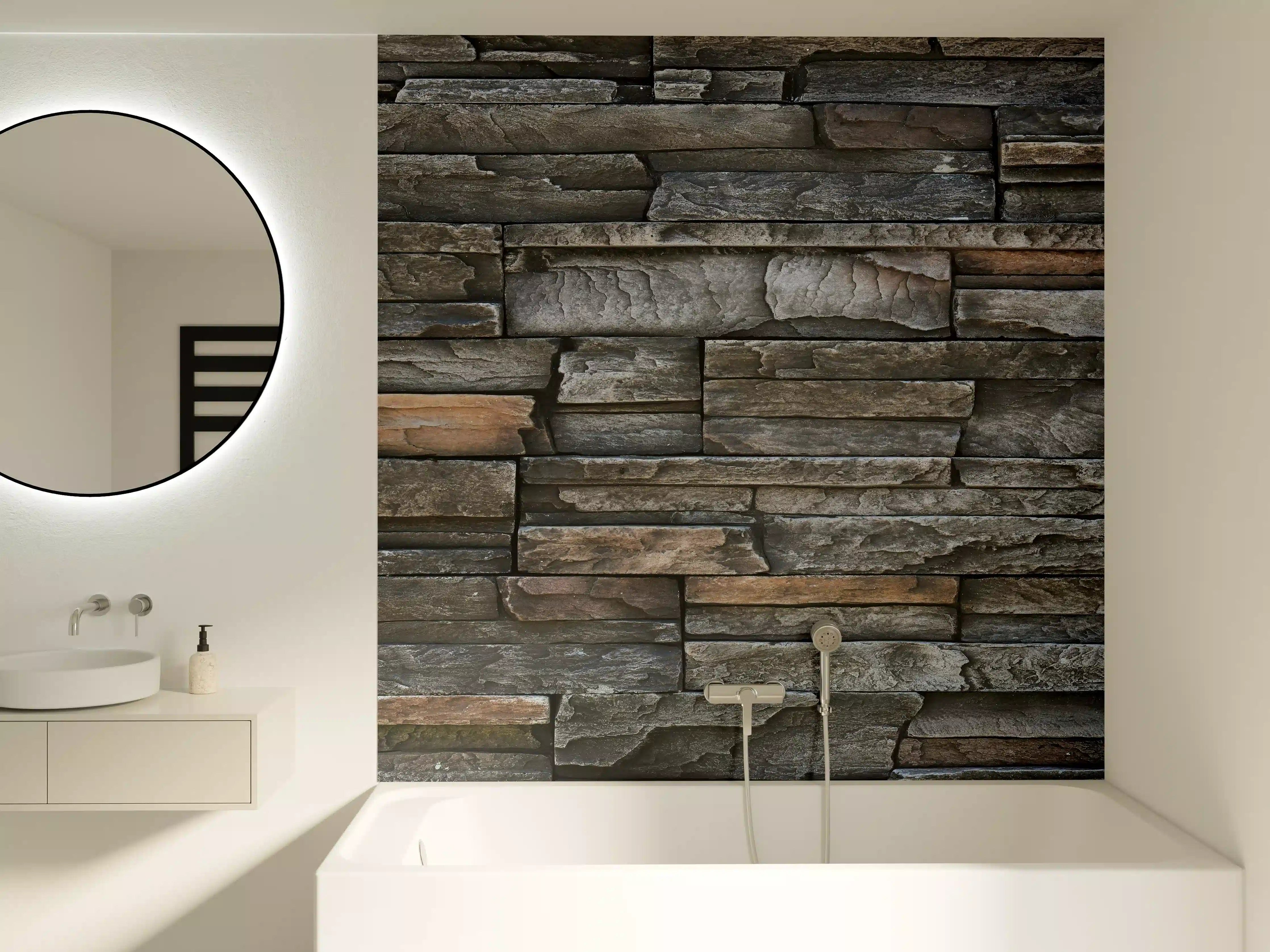 Badewannen-Rückwand - Alte dunkle Steinwand Textur