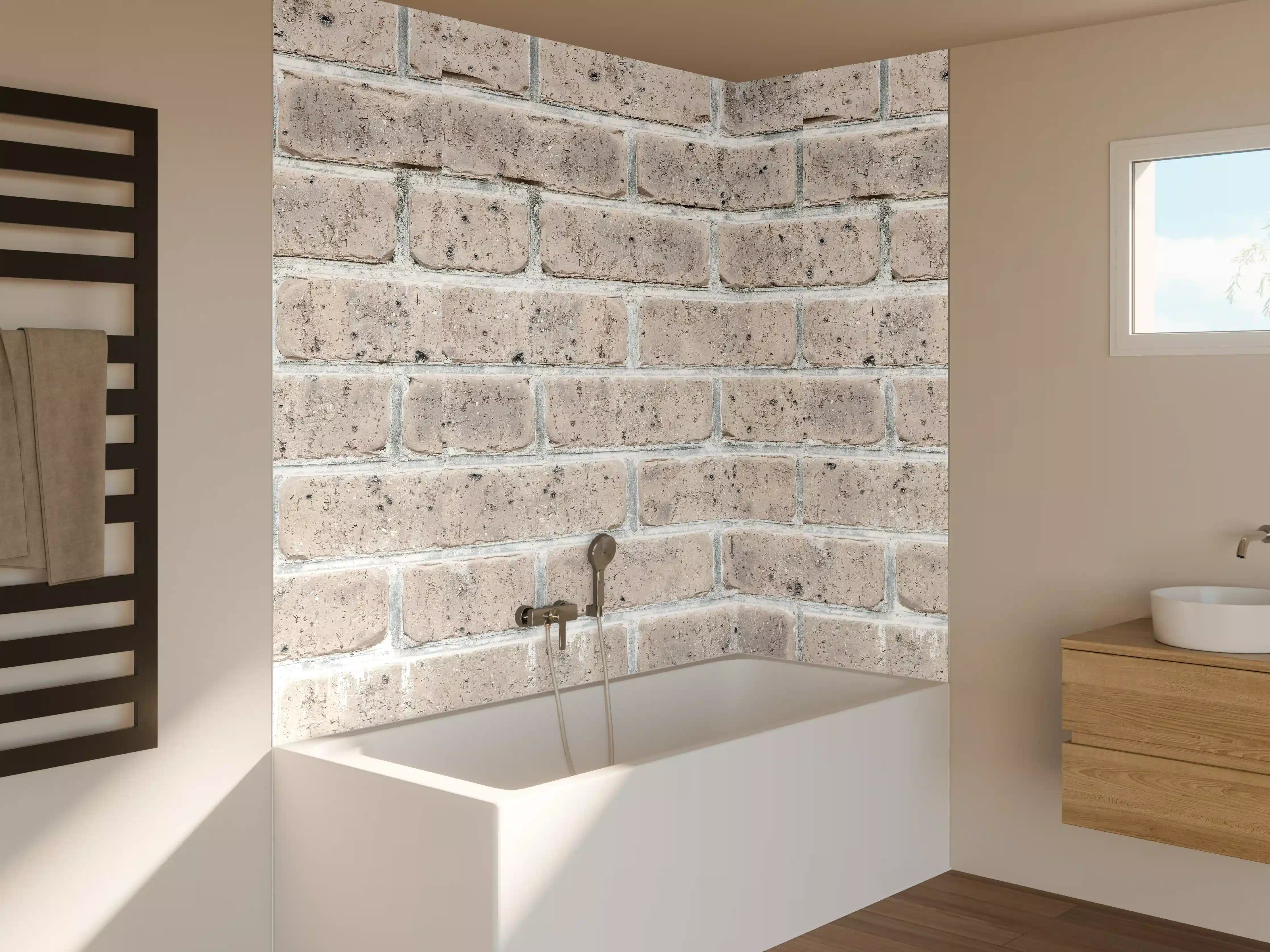 Badewannen-Rückwand - Alte weiße Vintage Backsteinmauer