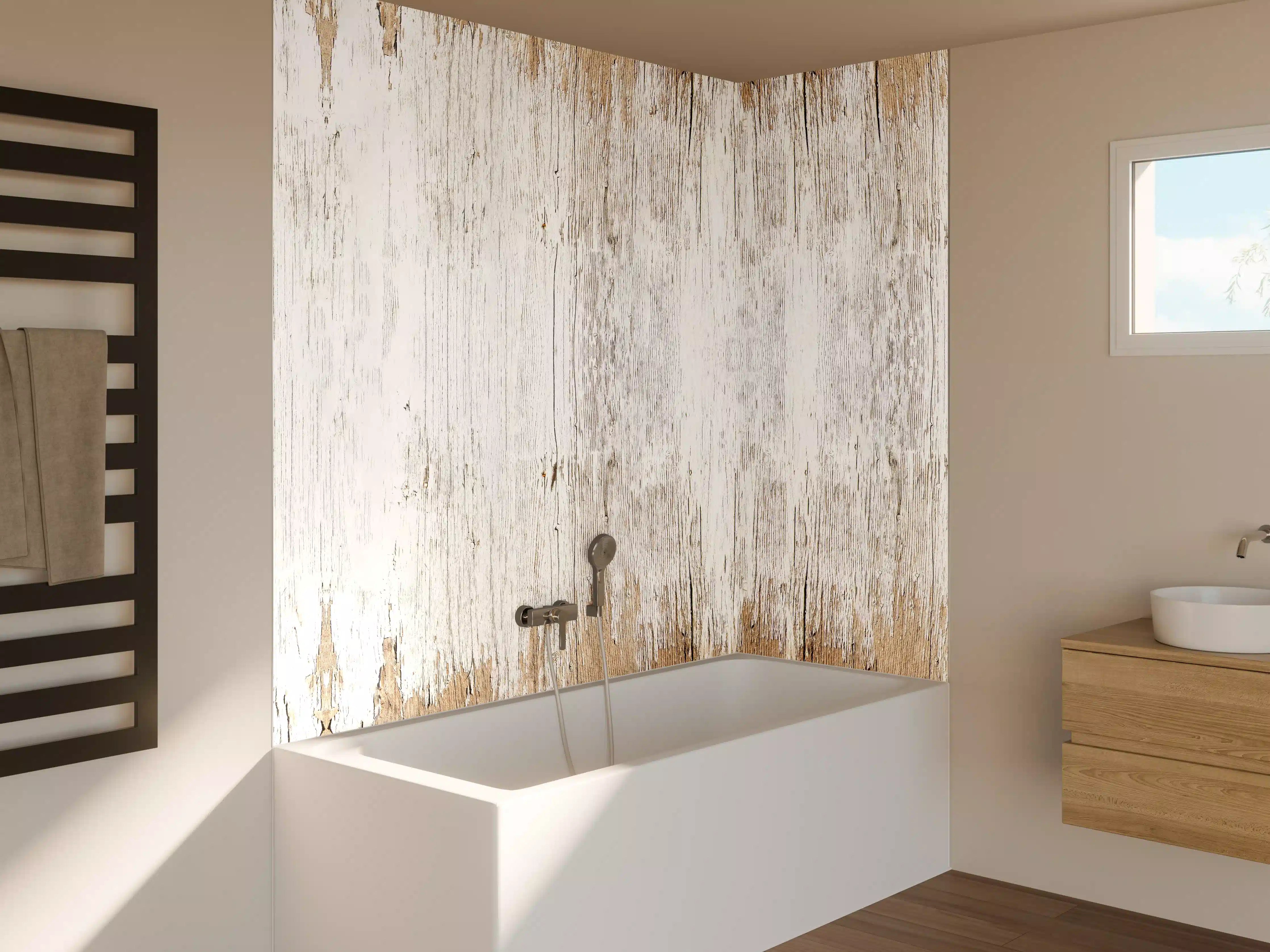 Badewannen-Rückwand - Alte weiße lackierte Holzstruktur