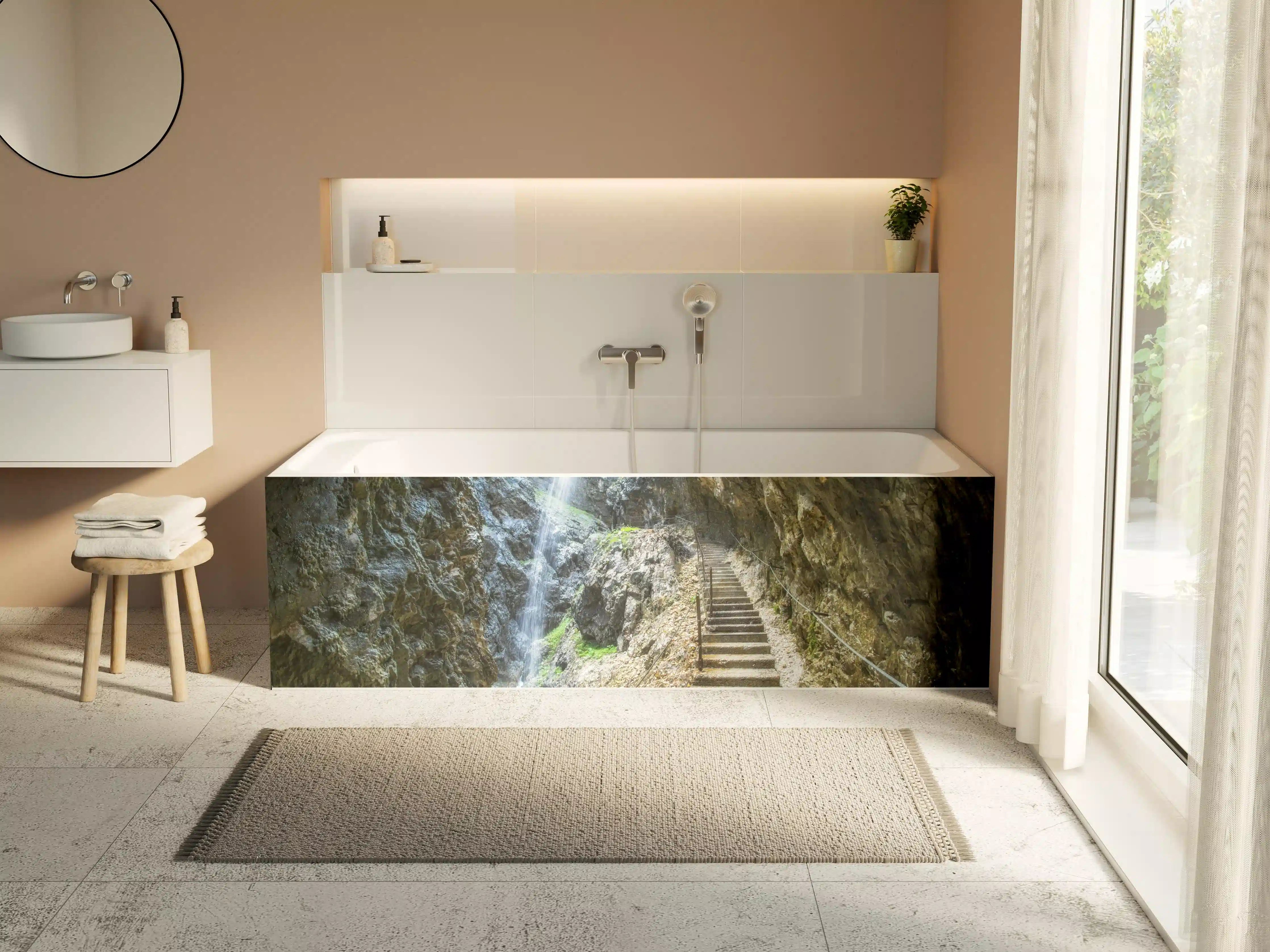 Badewannen-Rückwand - Antike Steintreppen mit Wasserfall