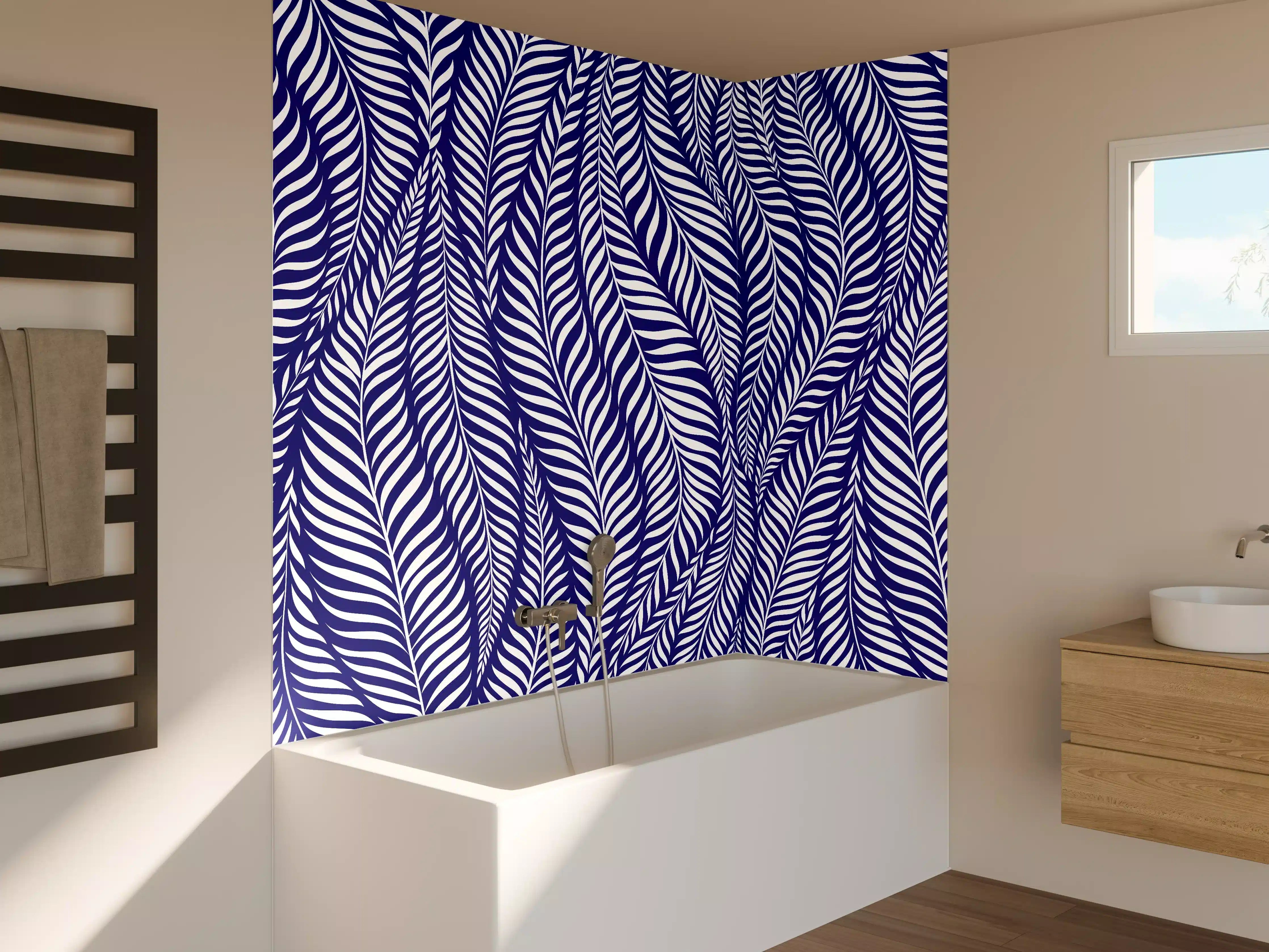Badewannen-Rückwand - Blau-weiße Blattmuster-Textur
