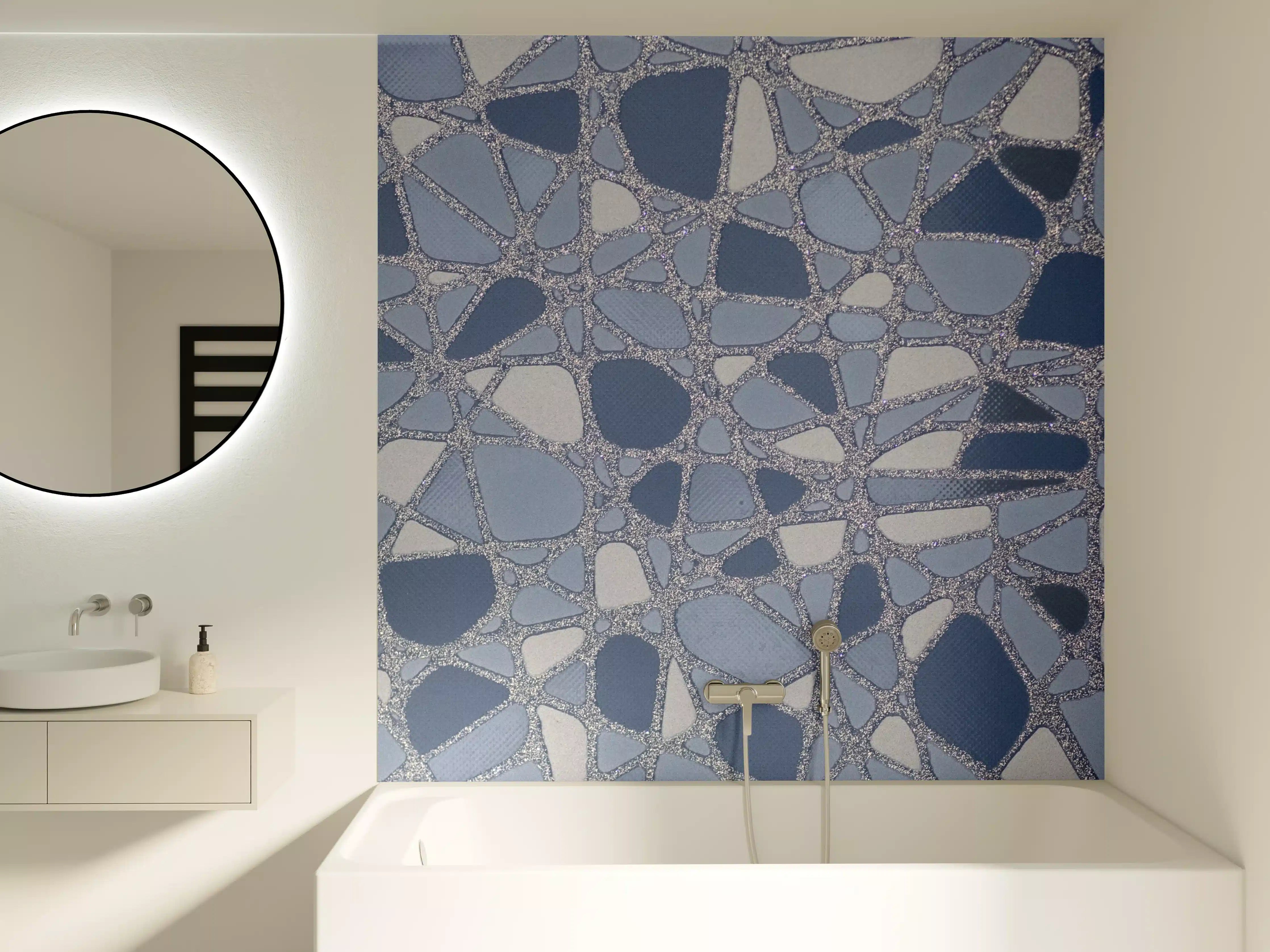 Badewannen-Rückwand - Blaue Mosaik-Textur mit Grau- und Blautönen