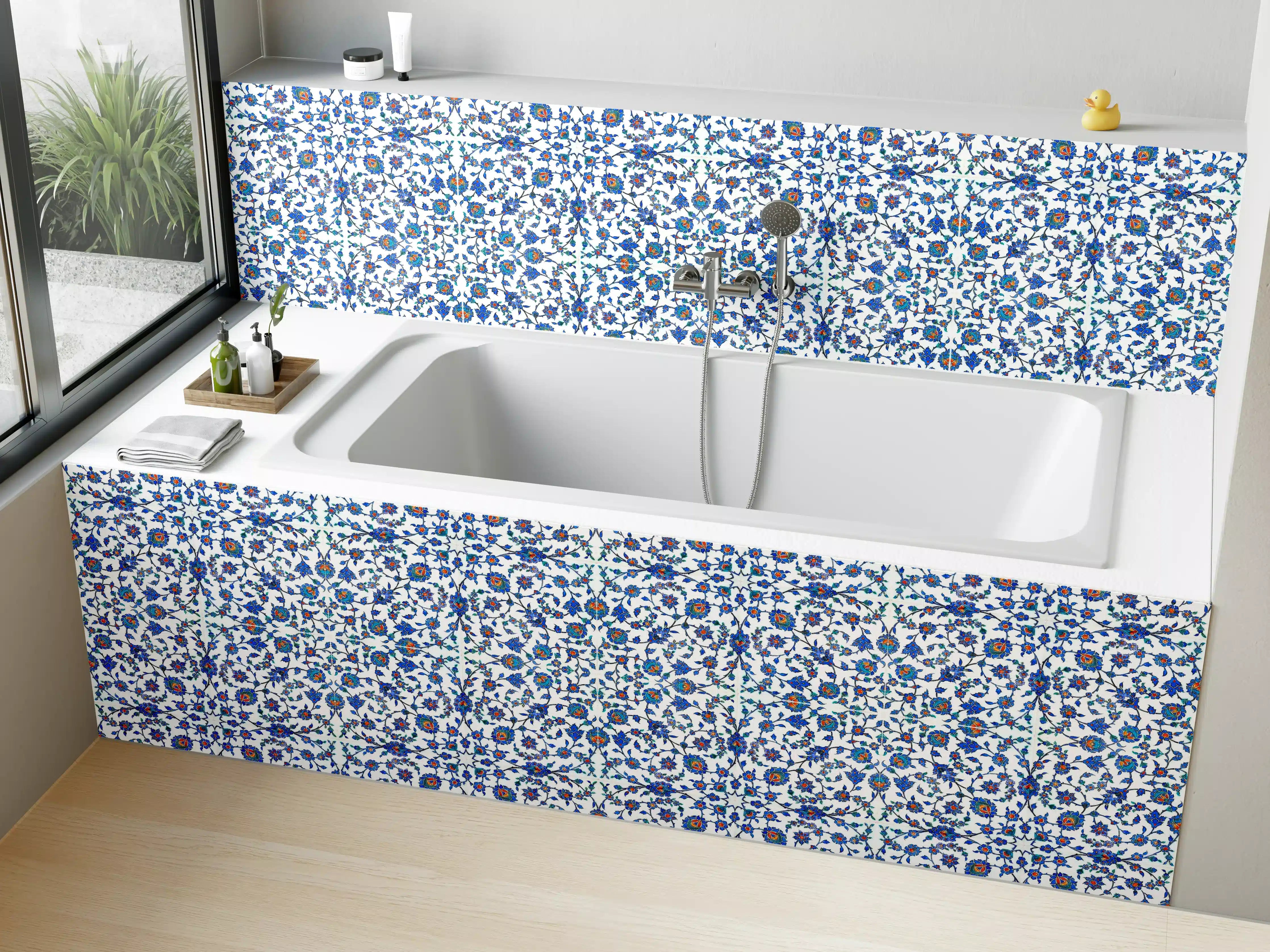 Badewannen-Rückwand - Blaues Blumen-Mosaik-Muster