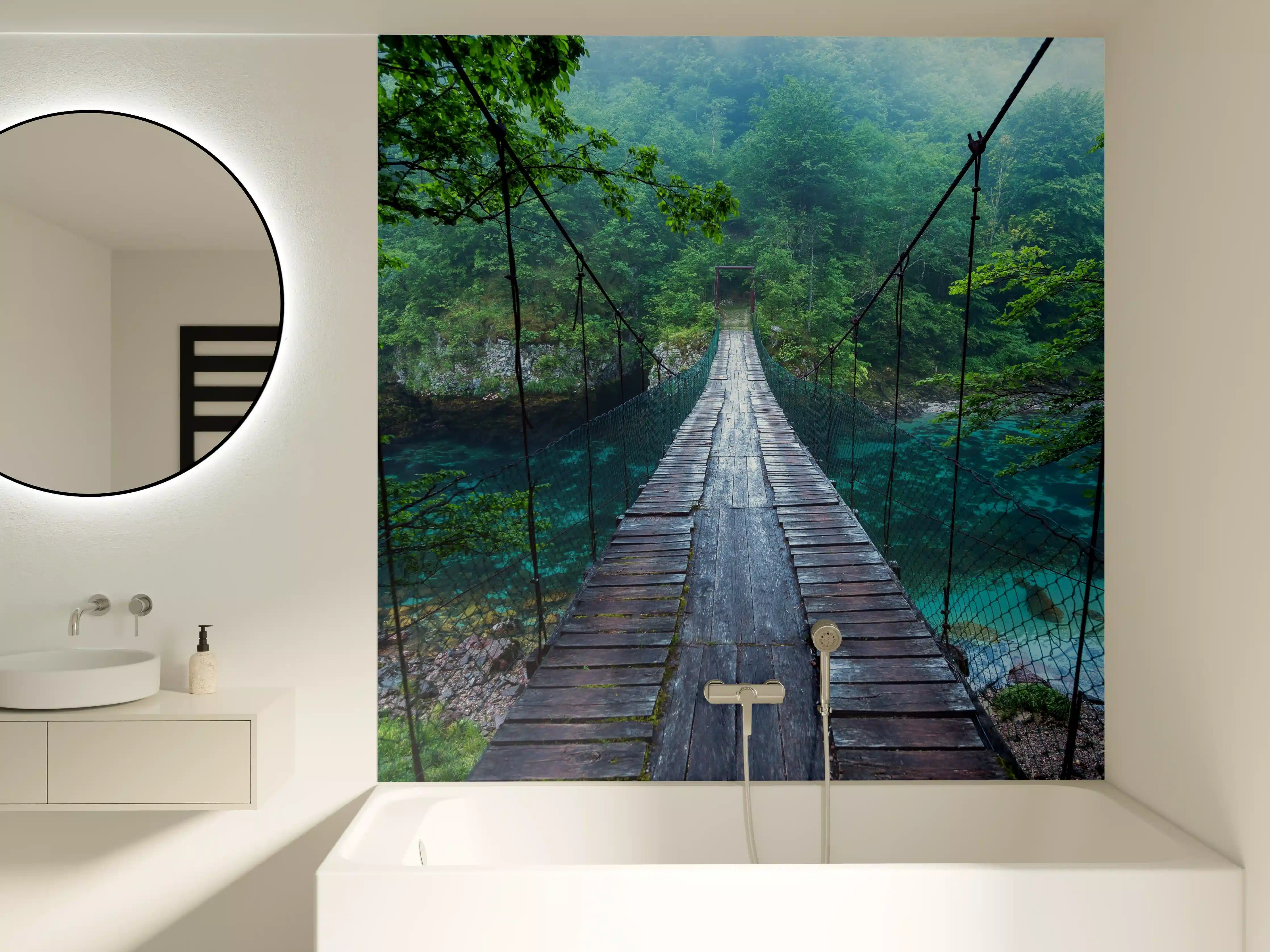 Badewannen-Rückwand - Brücke über Kristallklarem Fluss