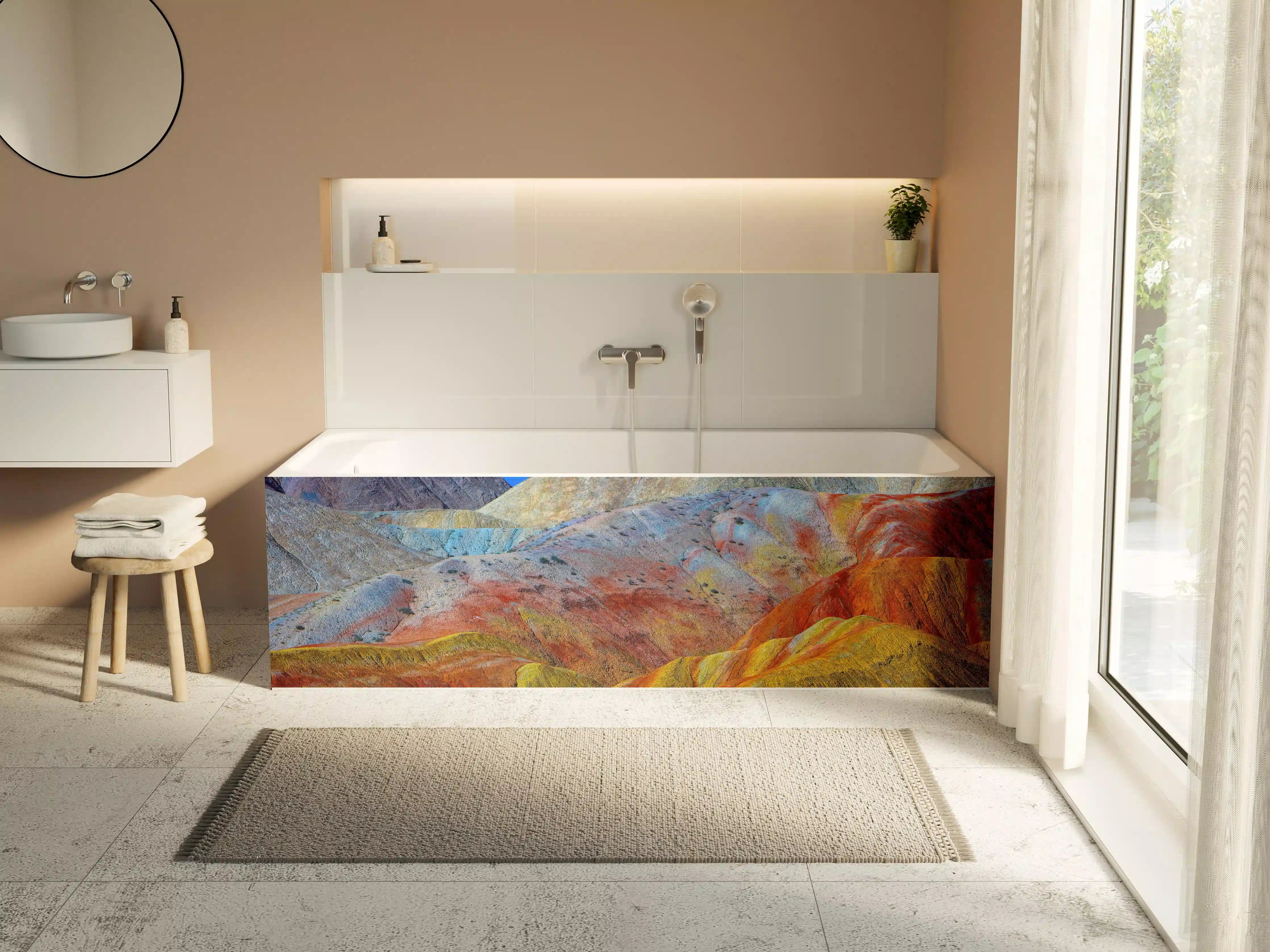 Badewannen-Rückwand - Bunte Gebirgslandschaft mit Farbverlauf