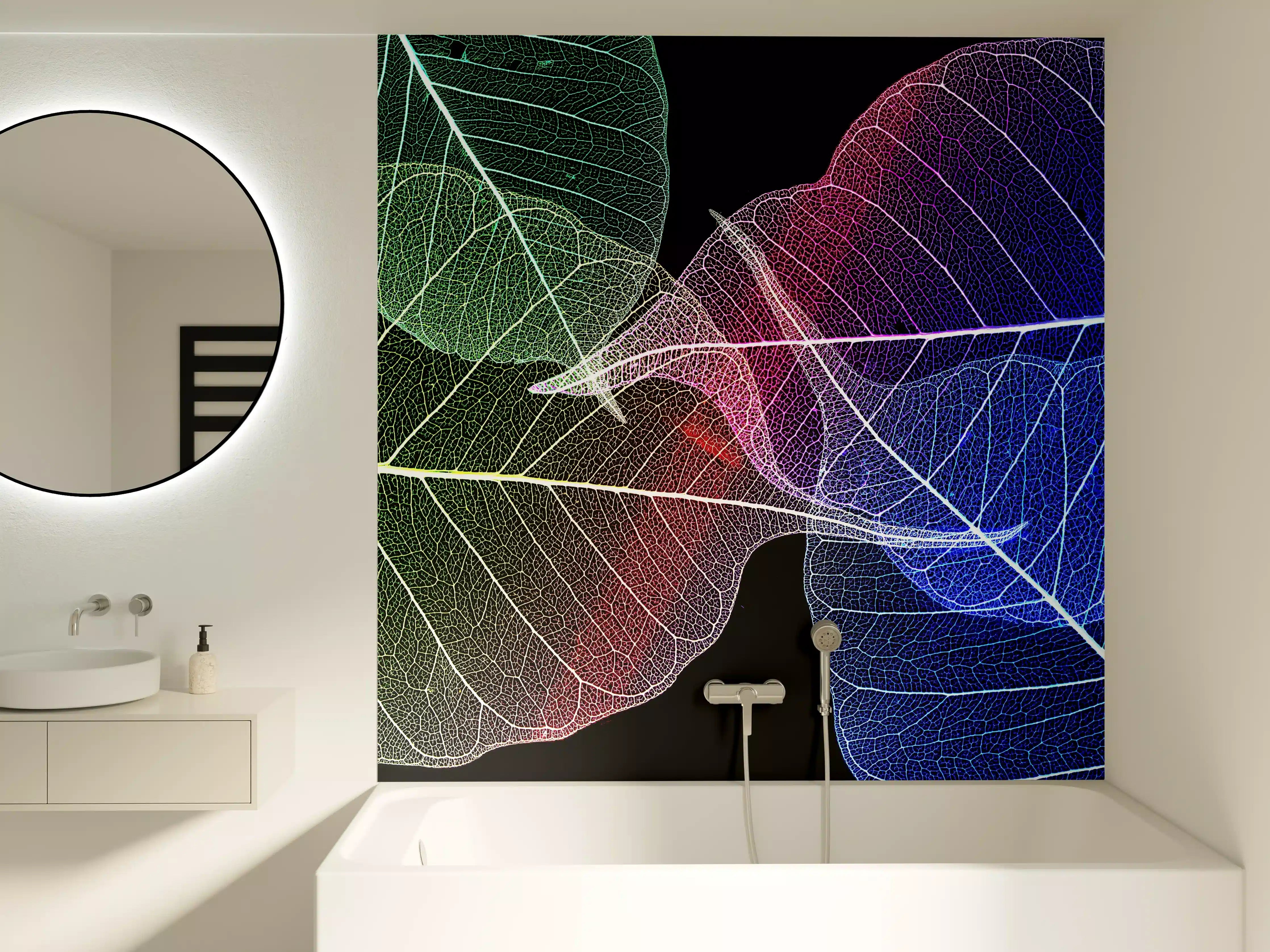 Badewannen-Rückwand - Bunte Laubtextur auf Schwarz
