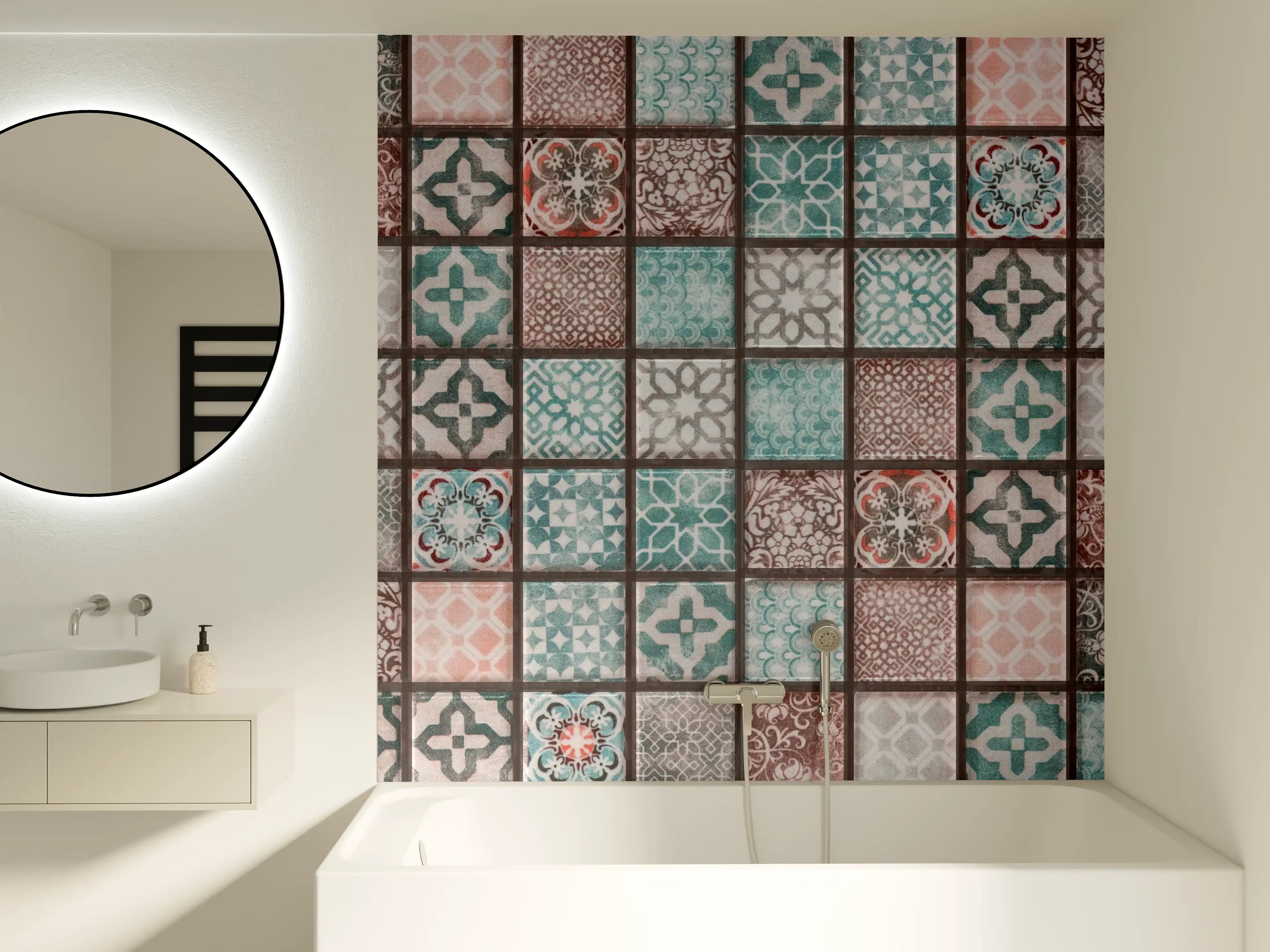 Badewannen-Rückwand - Bunte Mosaikfliesen mit geometrischen Mustern
