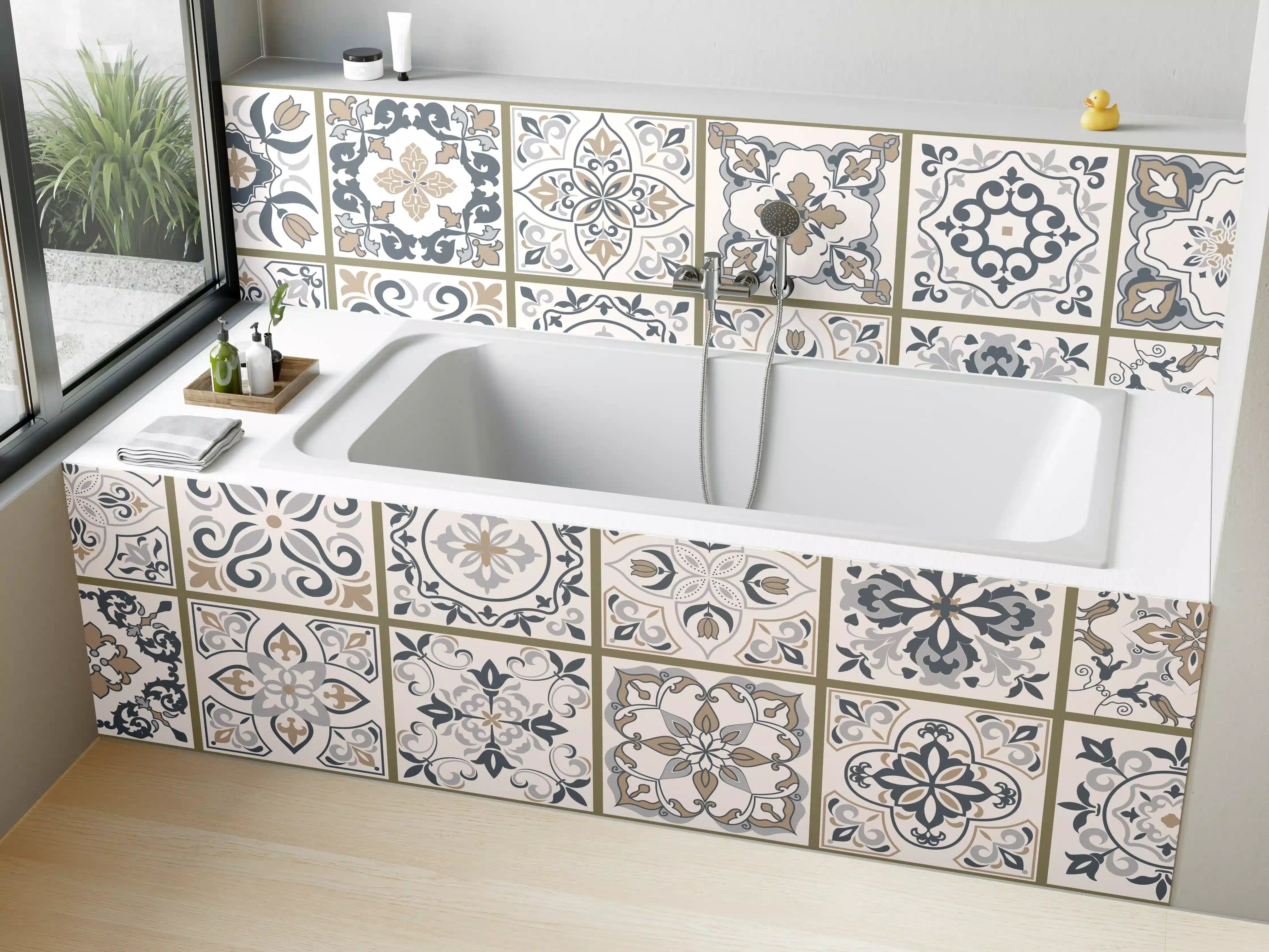 Badewannen-Rückwand - Dekorative Musterfliesen