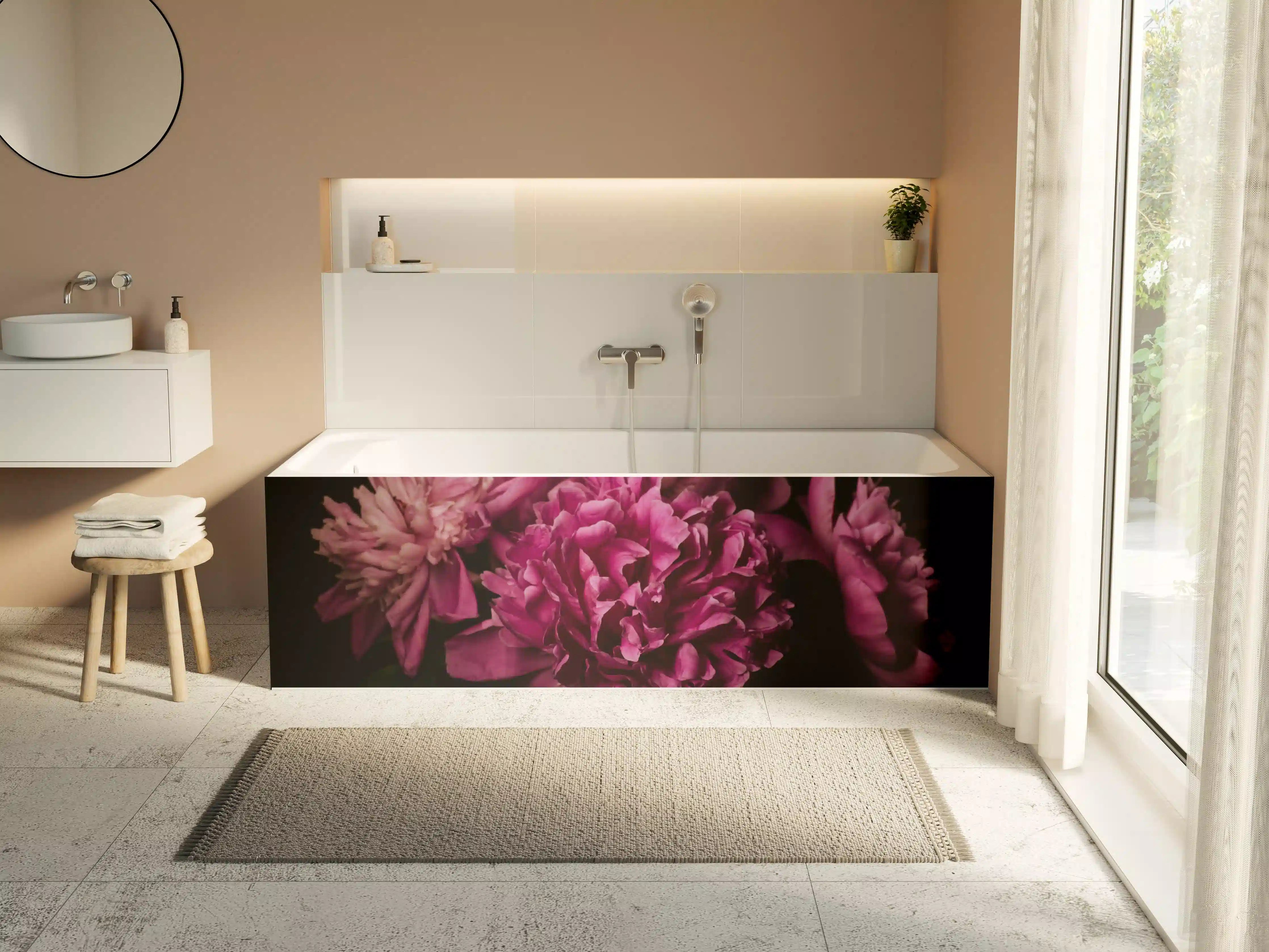 Badewannen-Rückwand - Dunkle Pinkpeonien in Nahaufnahme