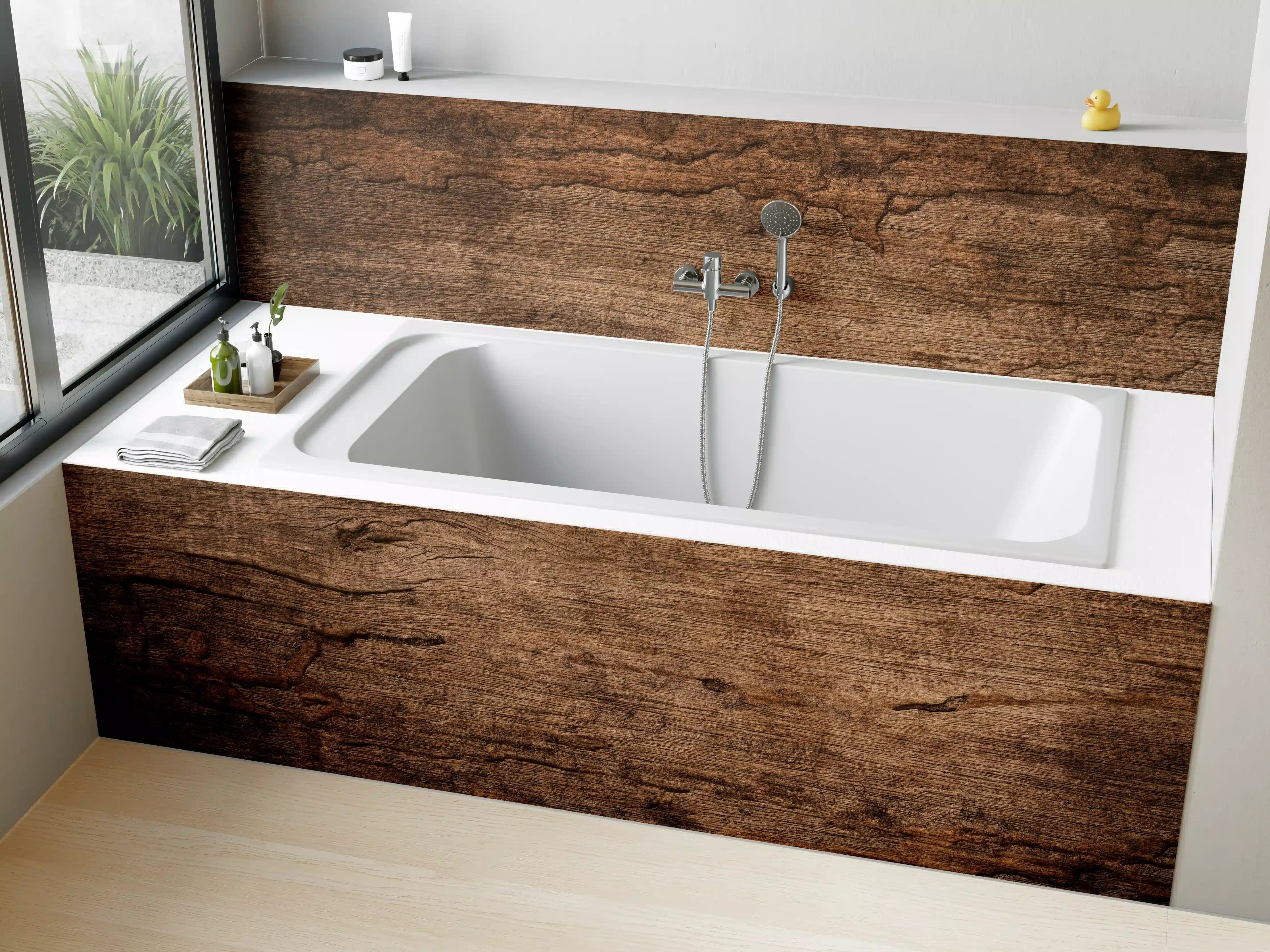 Badewannen-Rückwand - Dunkles verfallendes Holz