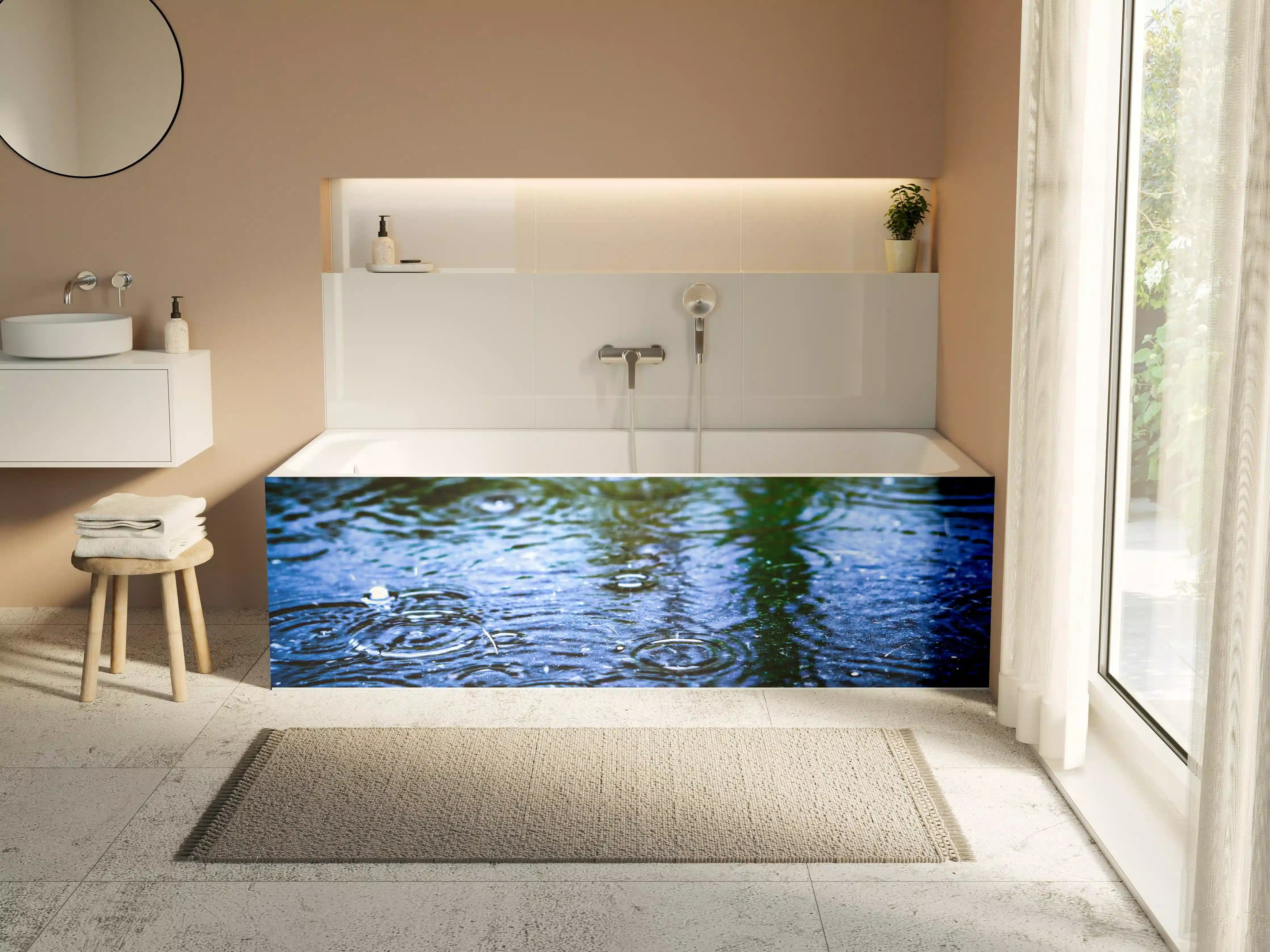Badewannen-Rückwand - Dynamische Regentropfen auf Wasseroberfläche