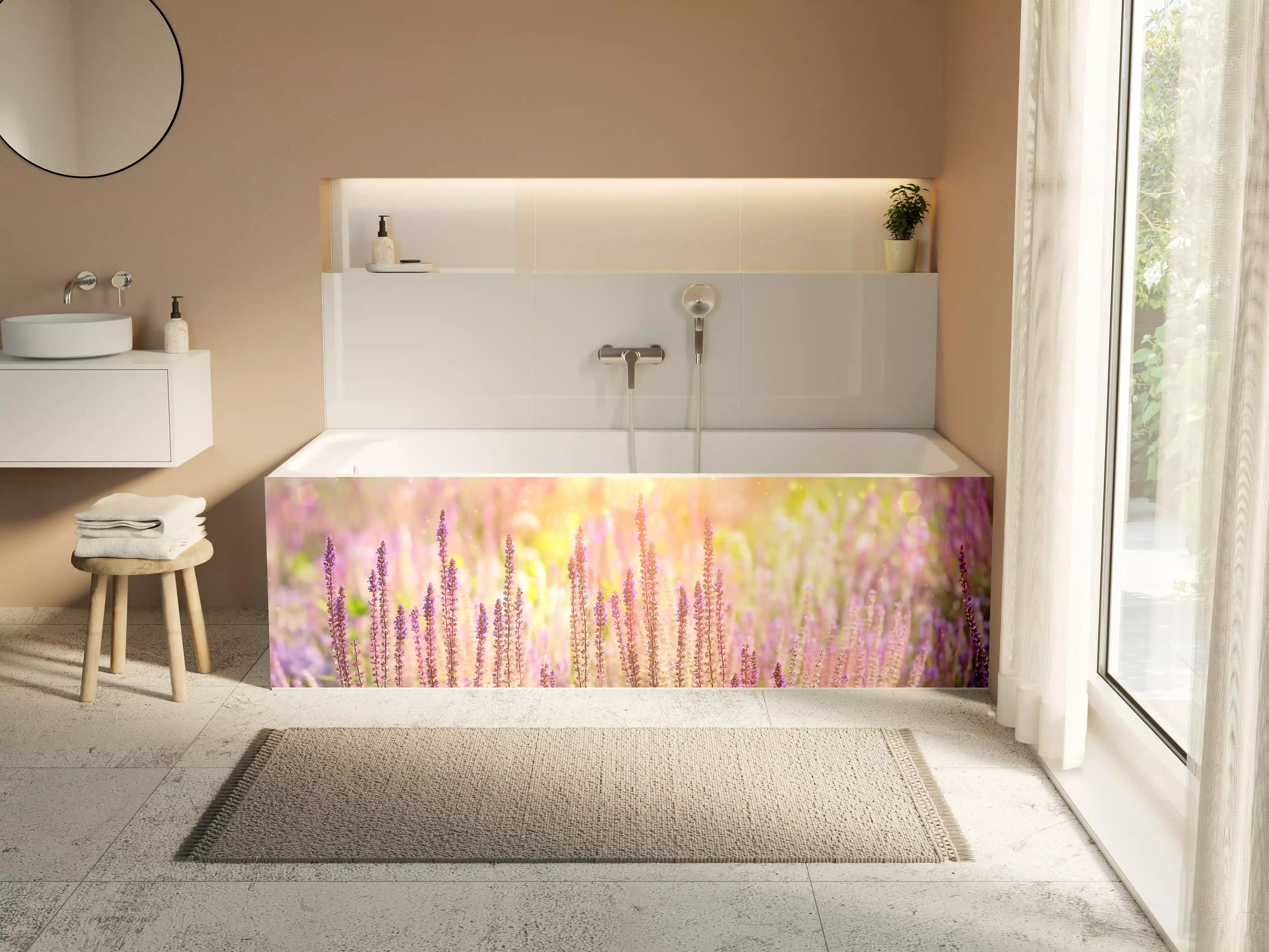 Badewannen-Rückwand - Farbenfrohe Blüten der Ziersalbei-Pflanzen