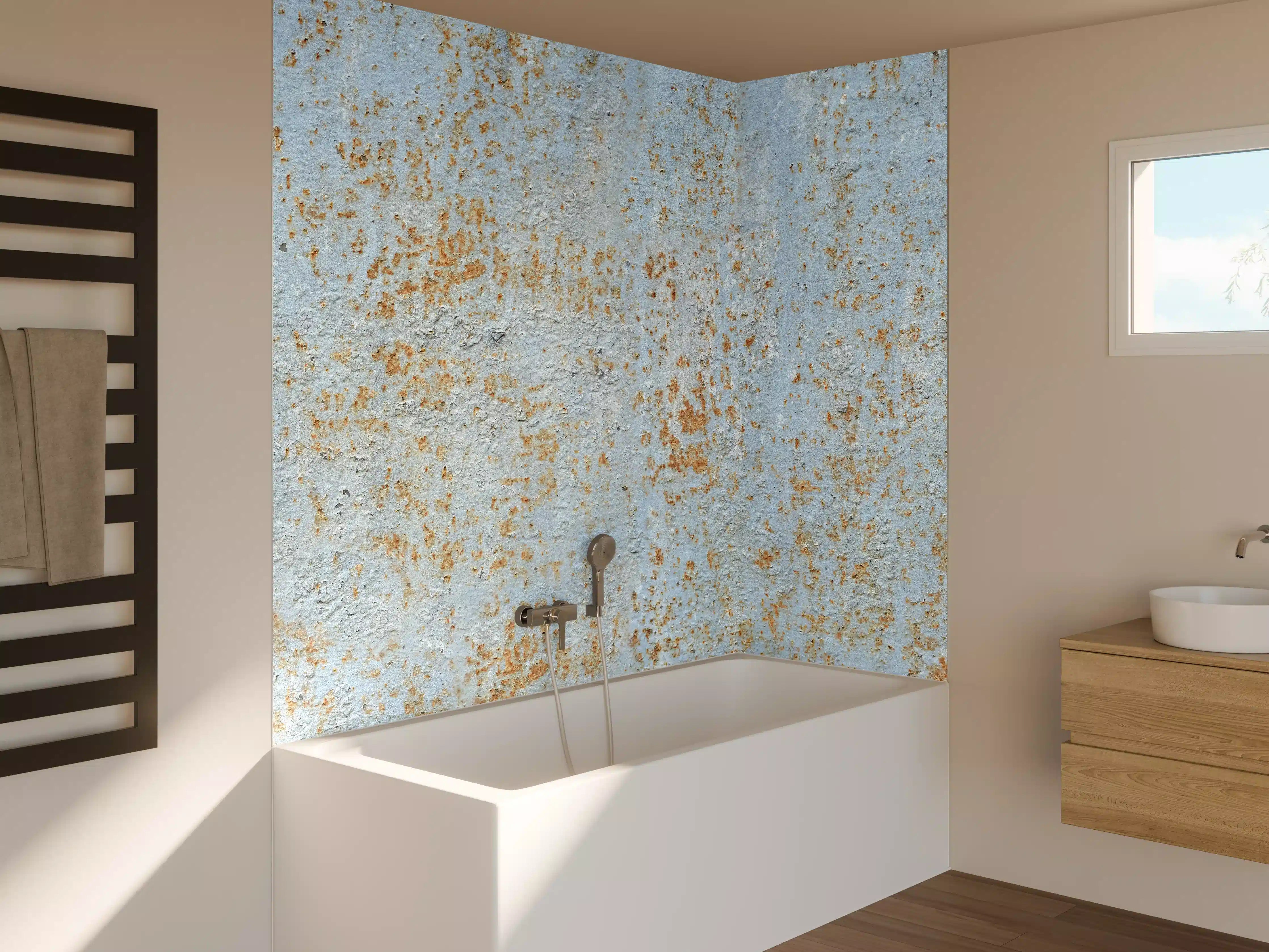 Badewannen-Rückwand - Farbflocken auf rostigem Metallblech