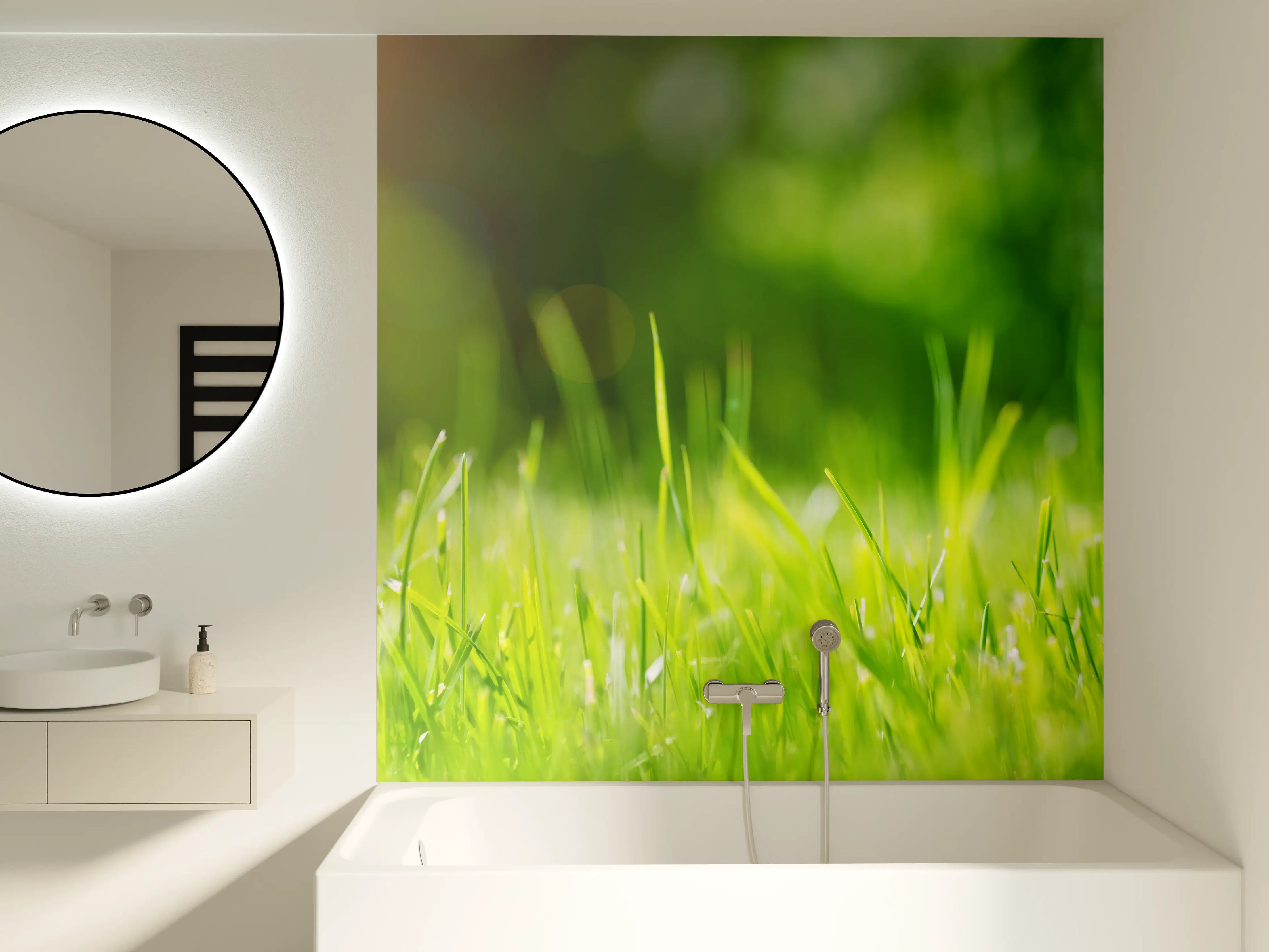 Badewannen-Rückwand - Frisches grünes Gras