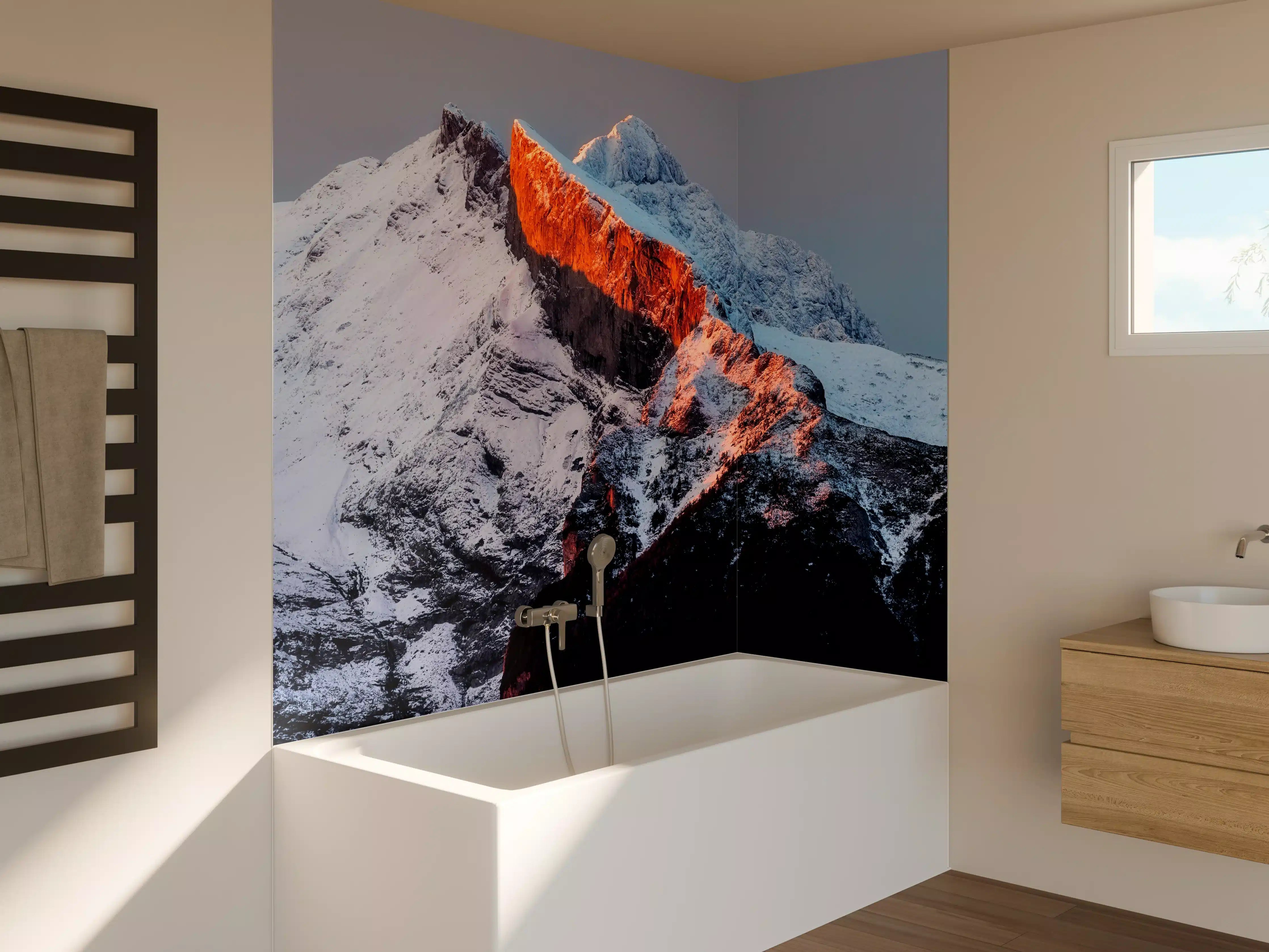 Badewannen-Rückwand - Frostiges Bergpanorama bei Sonnenaufgang