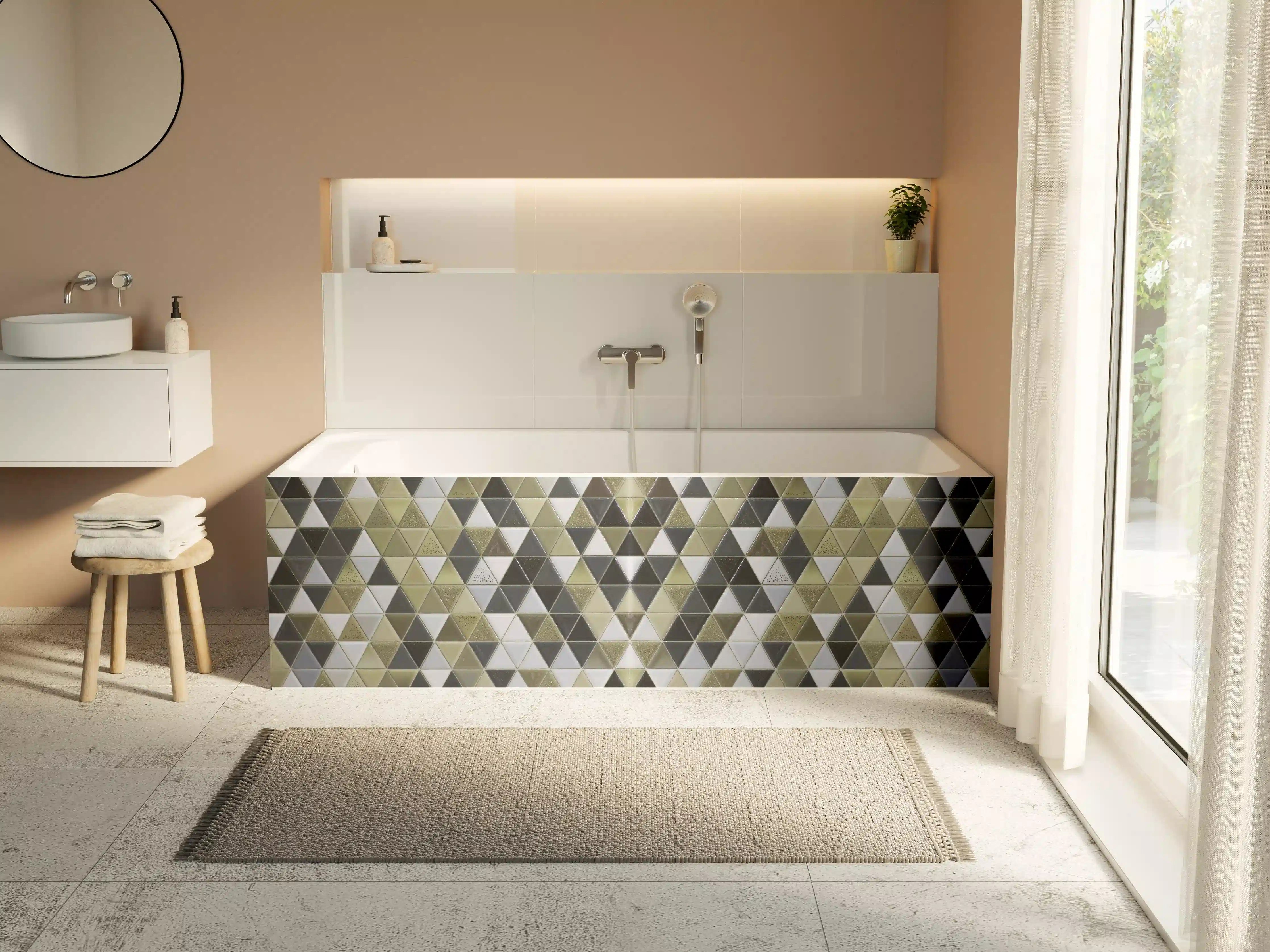 Badewannen-Rückwand - Geometrisches Fliesenmuster Schwarz Weiß Gold