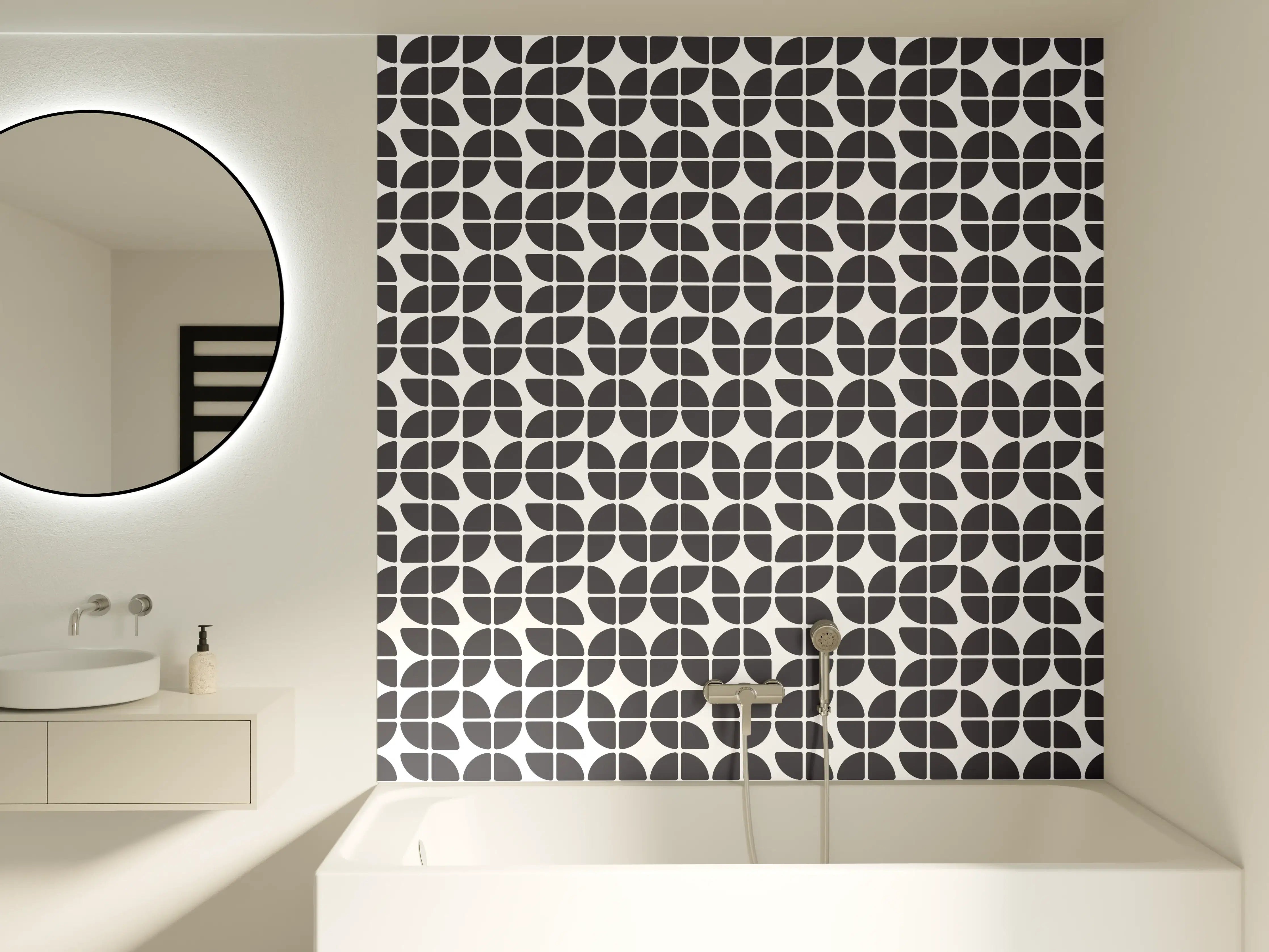 Badewannen-Rückwand - Geometrisches Schwarz-Weiß-Muster mit grafischem Design