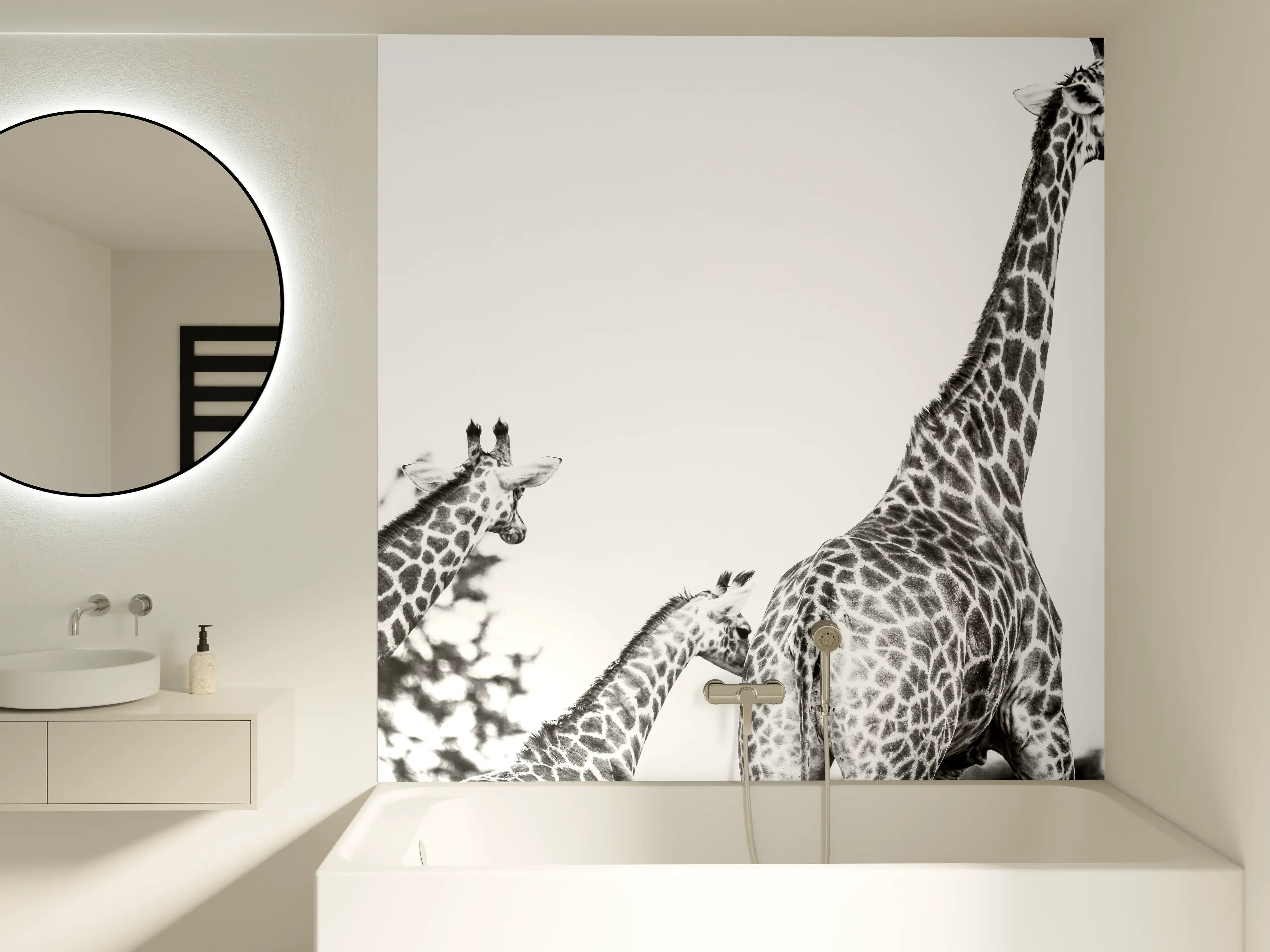 Badewannen-Rückwand - Giraffen Familie - schwarz-weiß