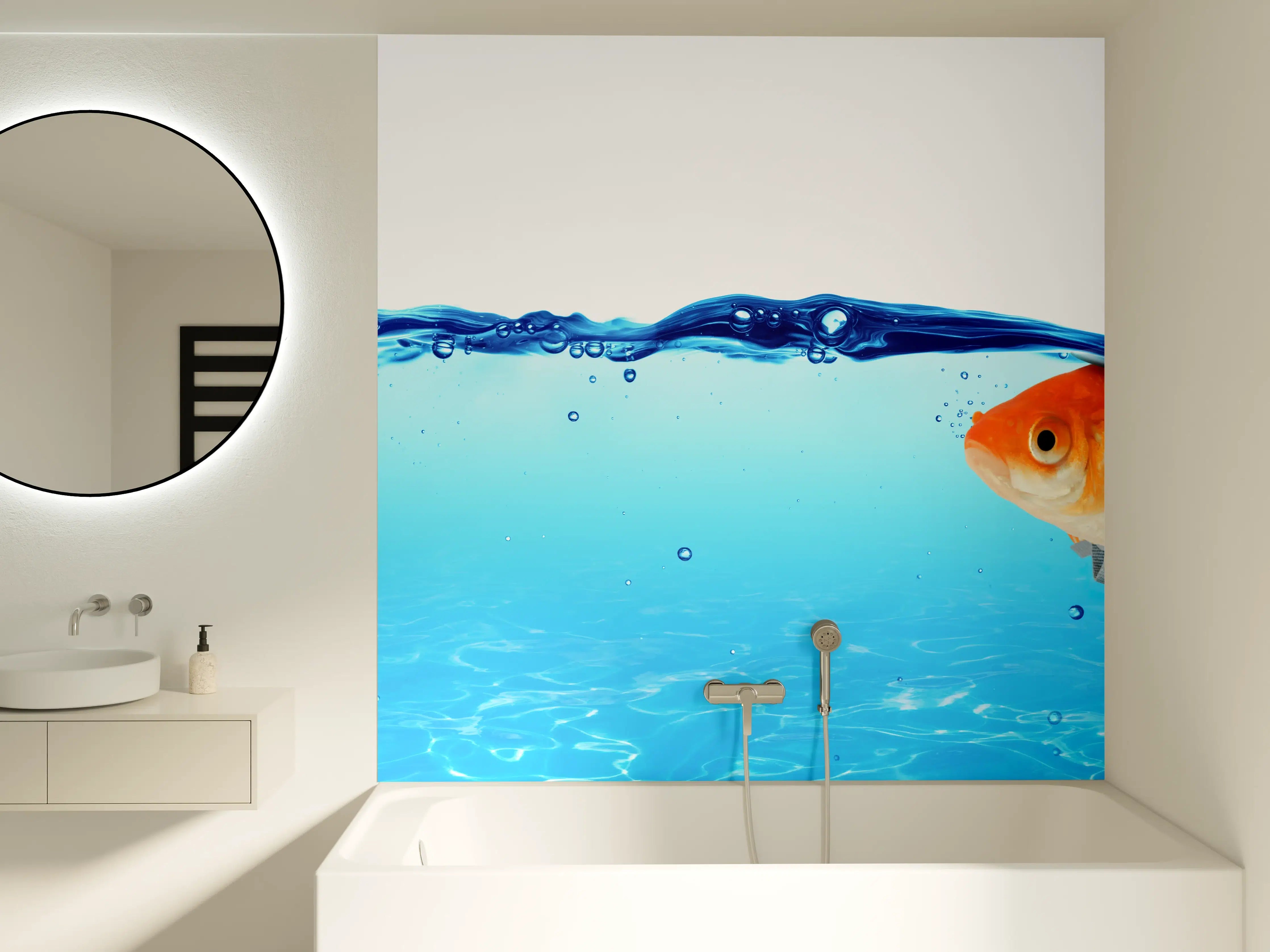 Badewannen-Rückwand - Goldfisch als Hai