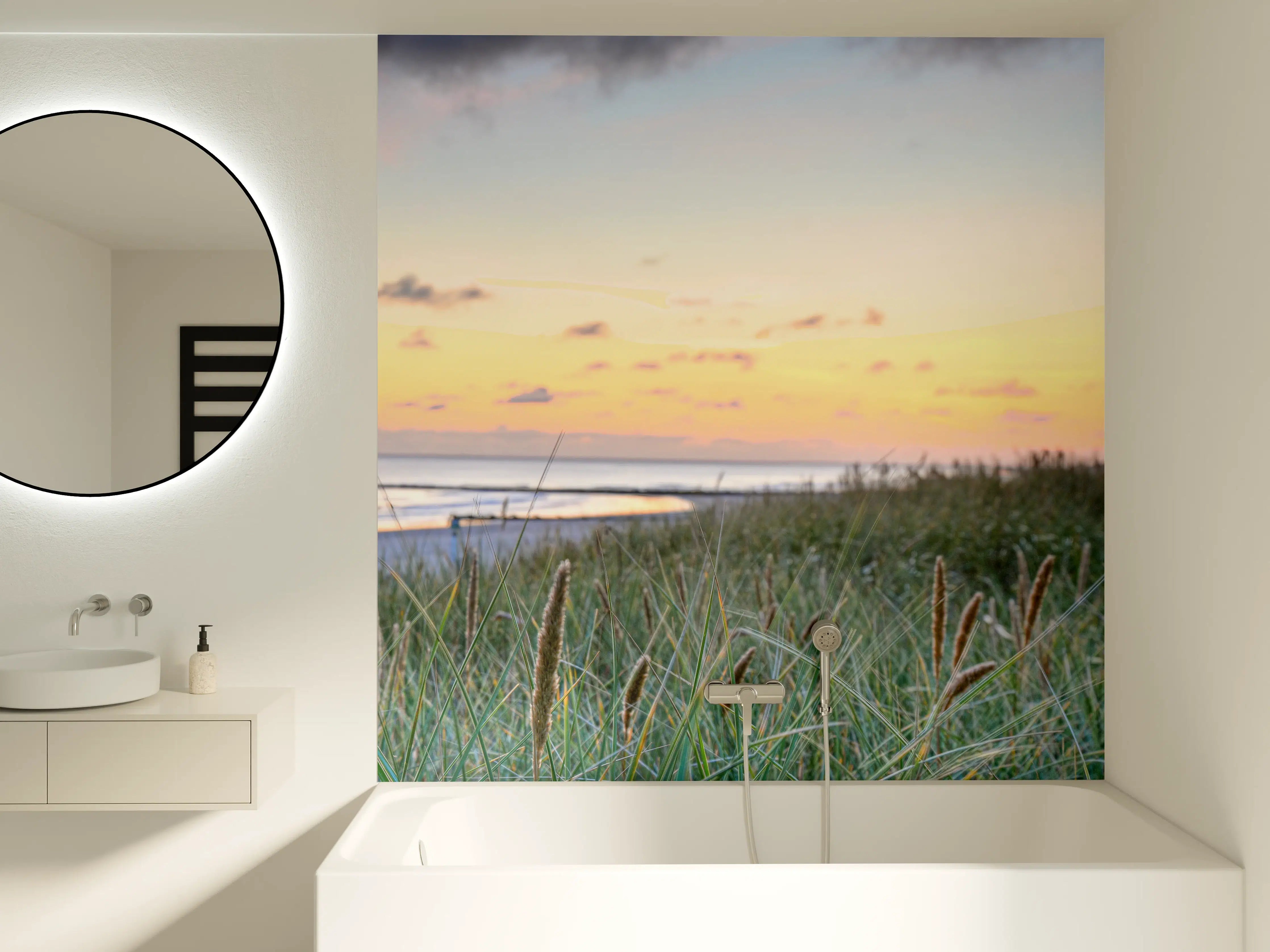 Badewannen-Rückwand - Graue Abendstimmung am Meer