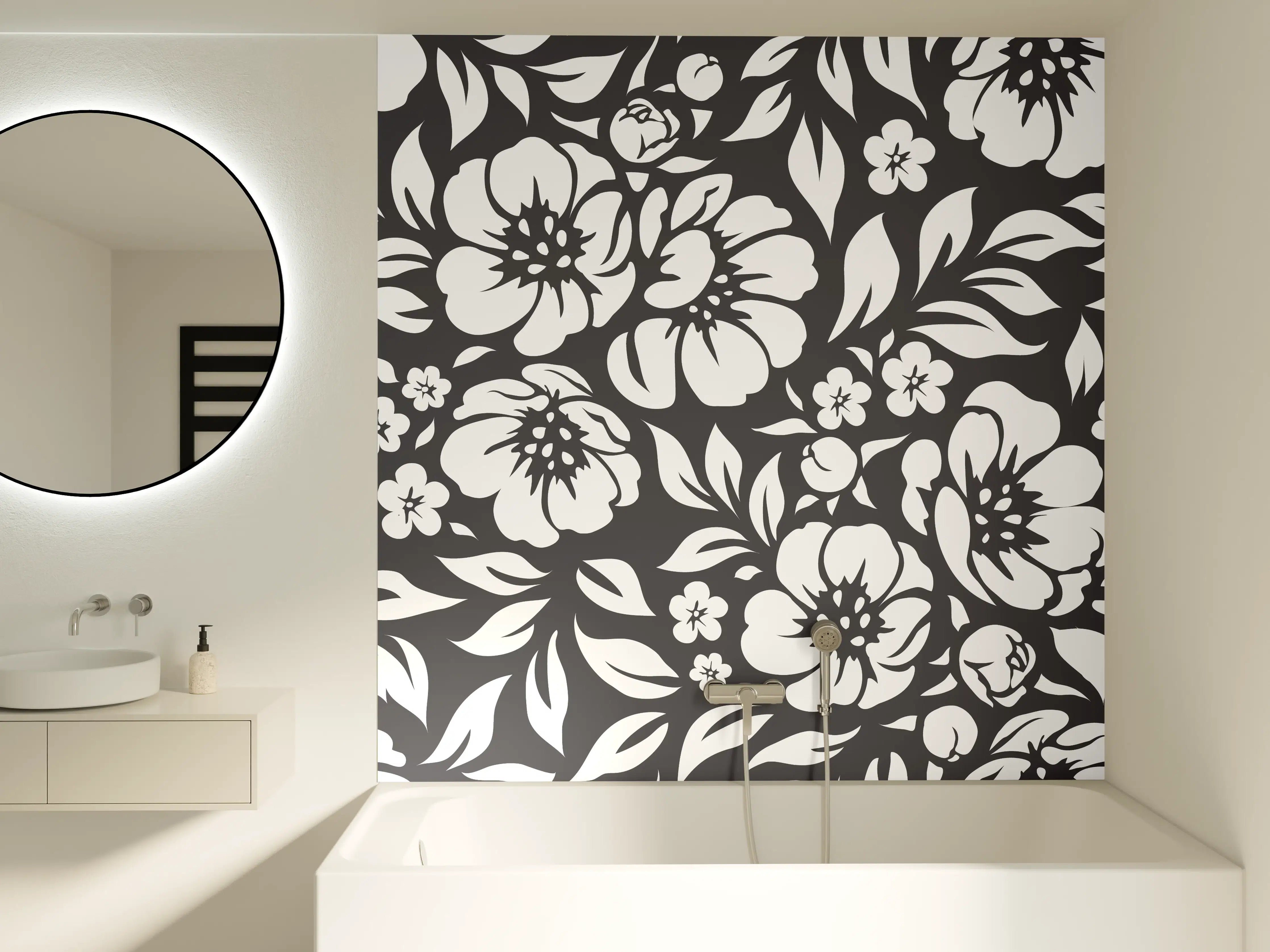 Badewannen-Rückwand - Graue Blumenmuster in Schwarzweiß