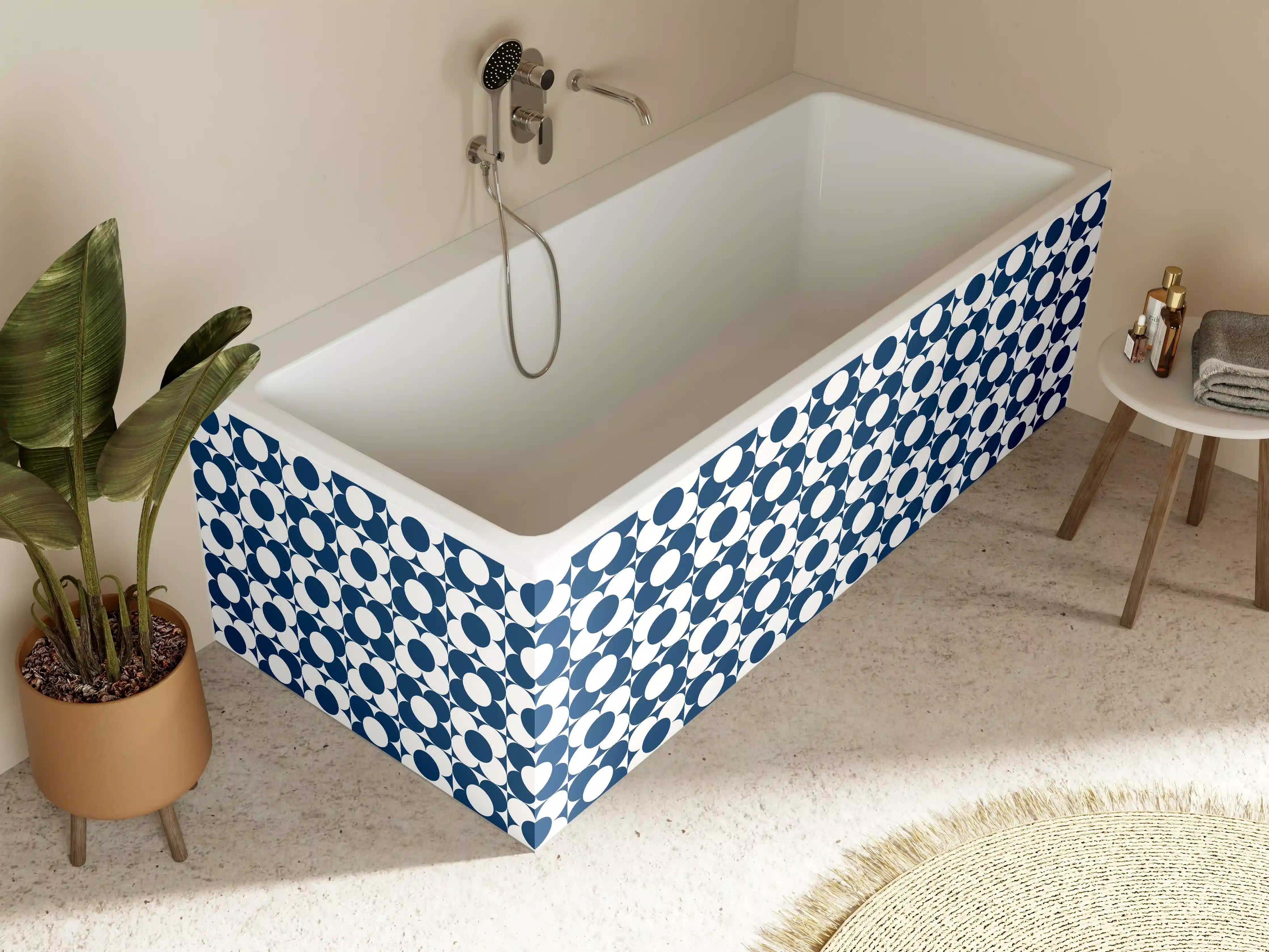 Badewannen-Rückwand - Grauegeometrie in Blau
