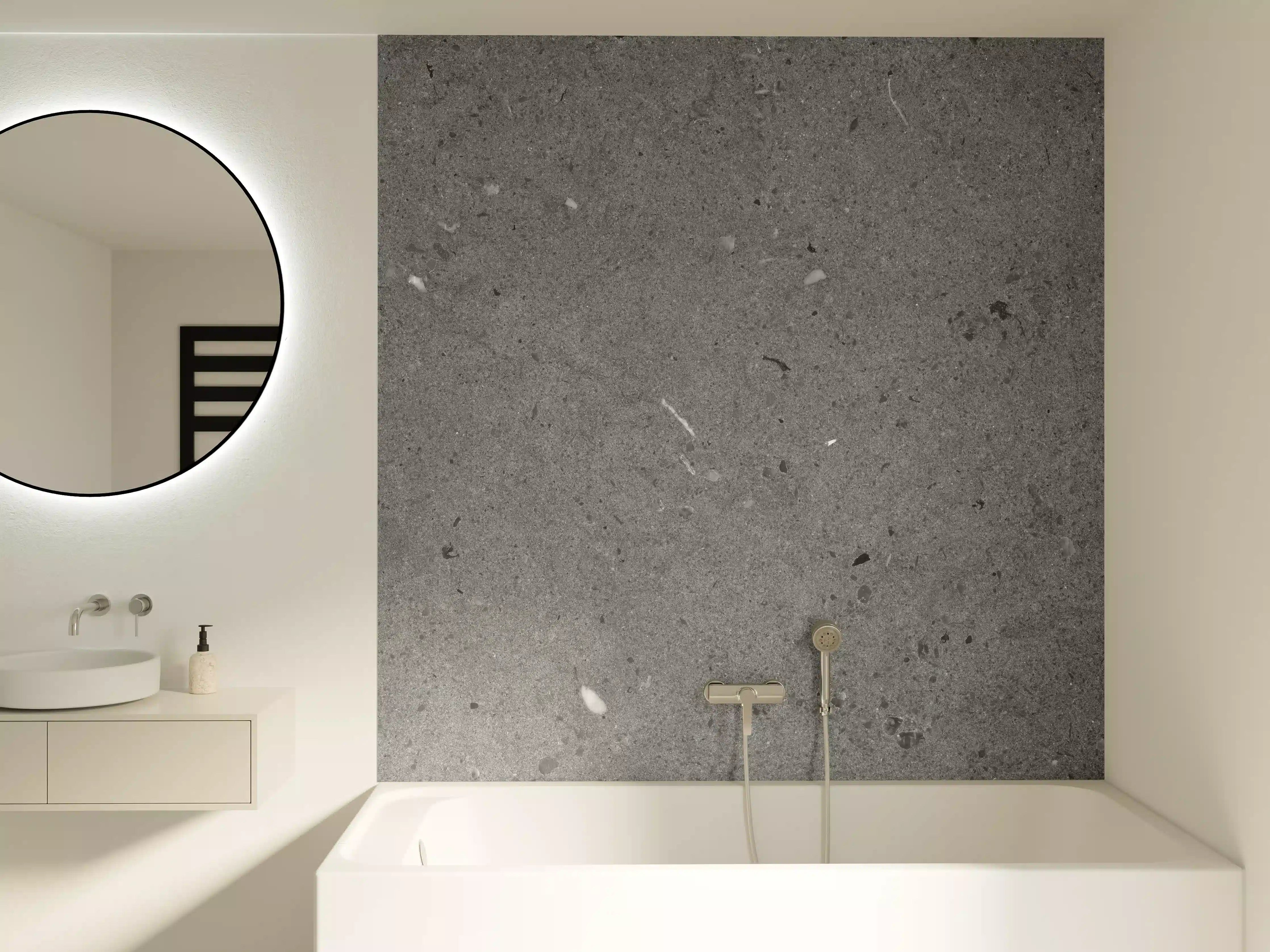Badewannen-Rückwand - Grauer Marmor im Asphaltdesign