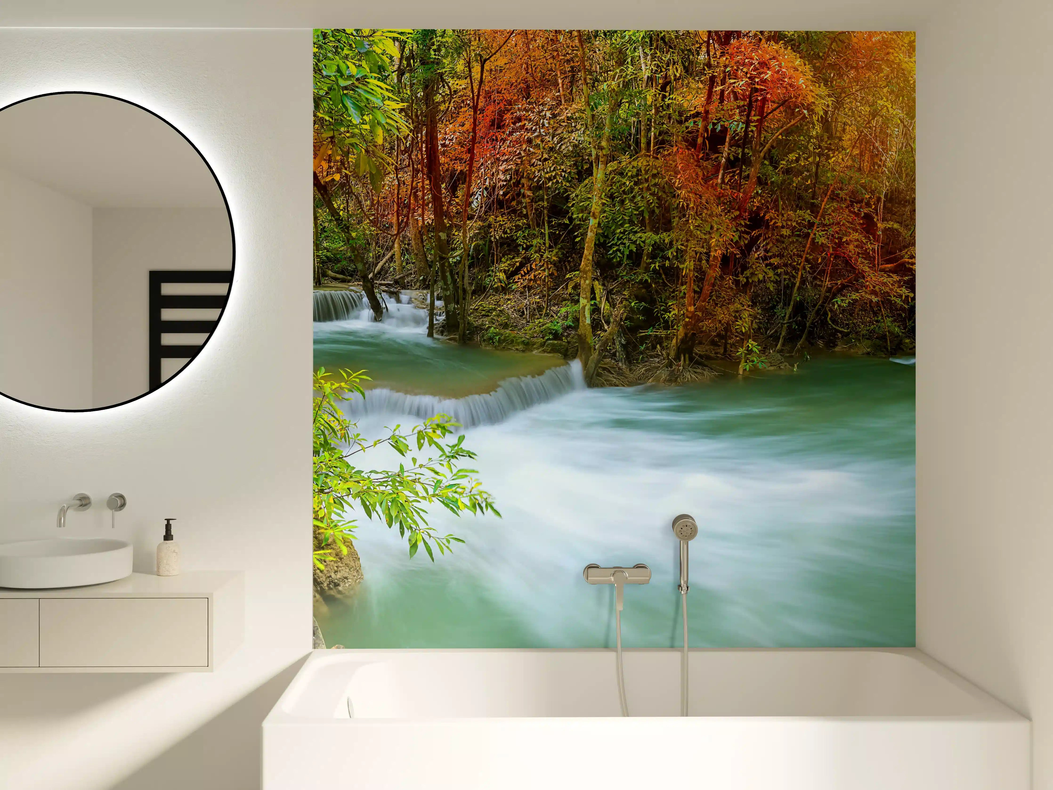 Badewannen-Rückwand - Herbstlicher Türkis-Wasserfall