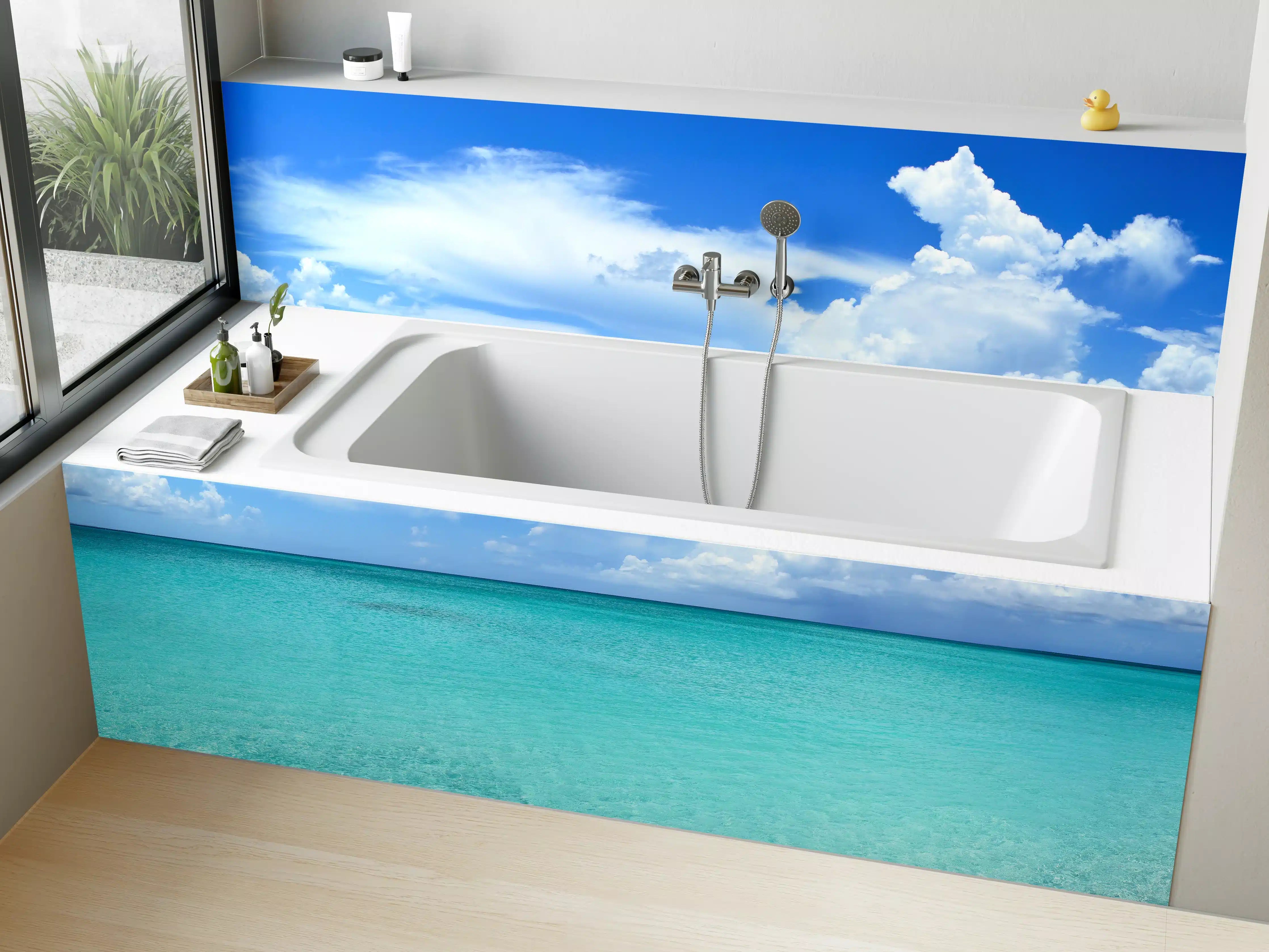 Badewannen-Rückwand - Himmel und Meer mit Wolken und Blau
