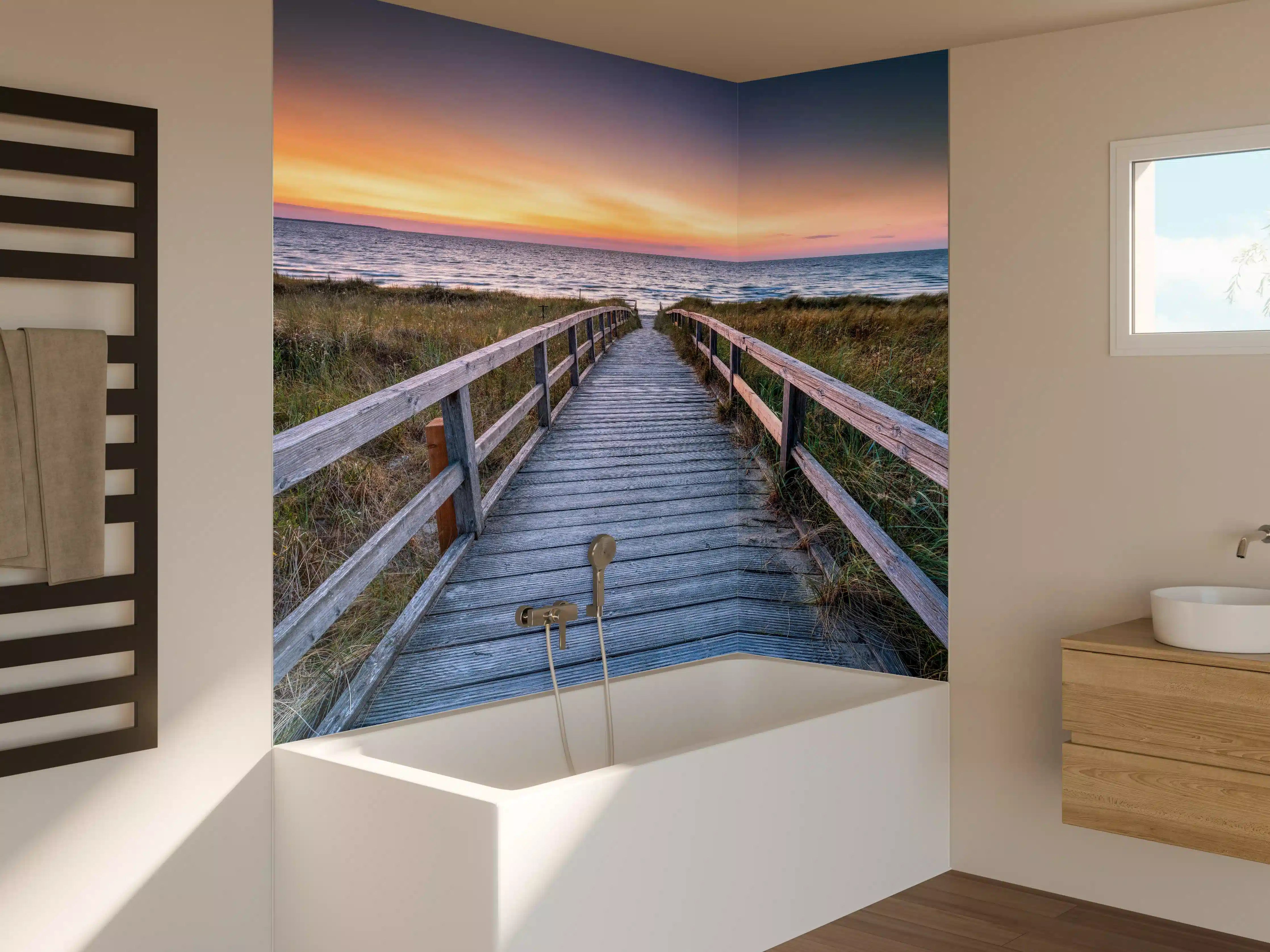 Badewannen-Rückwand - Holzsteg am Strand