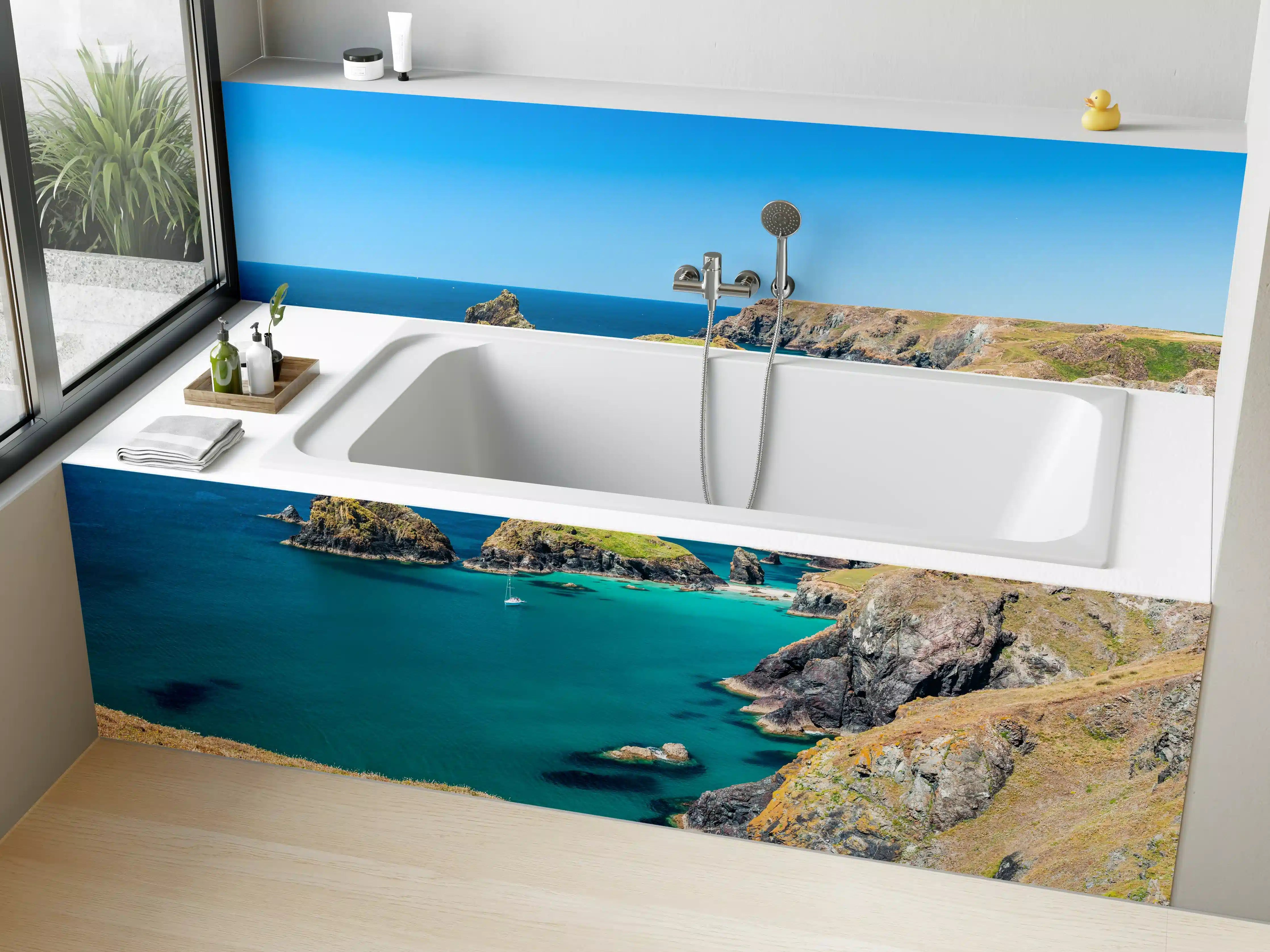Badewannen-Rückwand - Idyllische Küstenlandschaft mit Türkisblauem Wasser