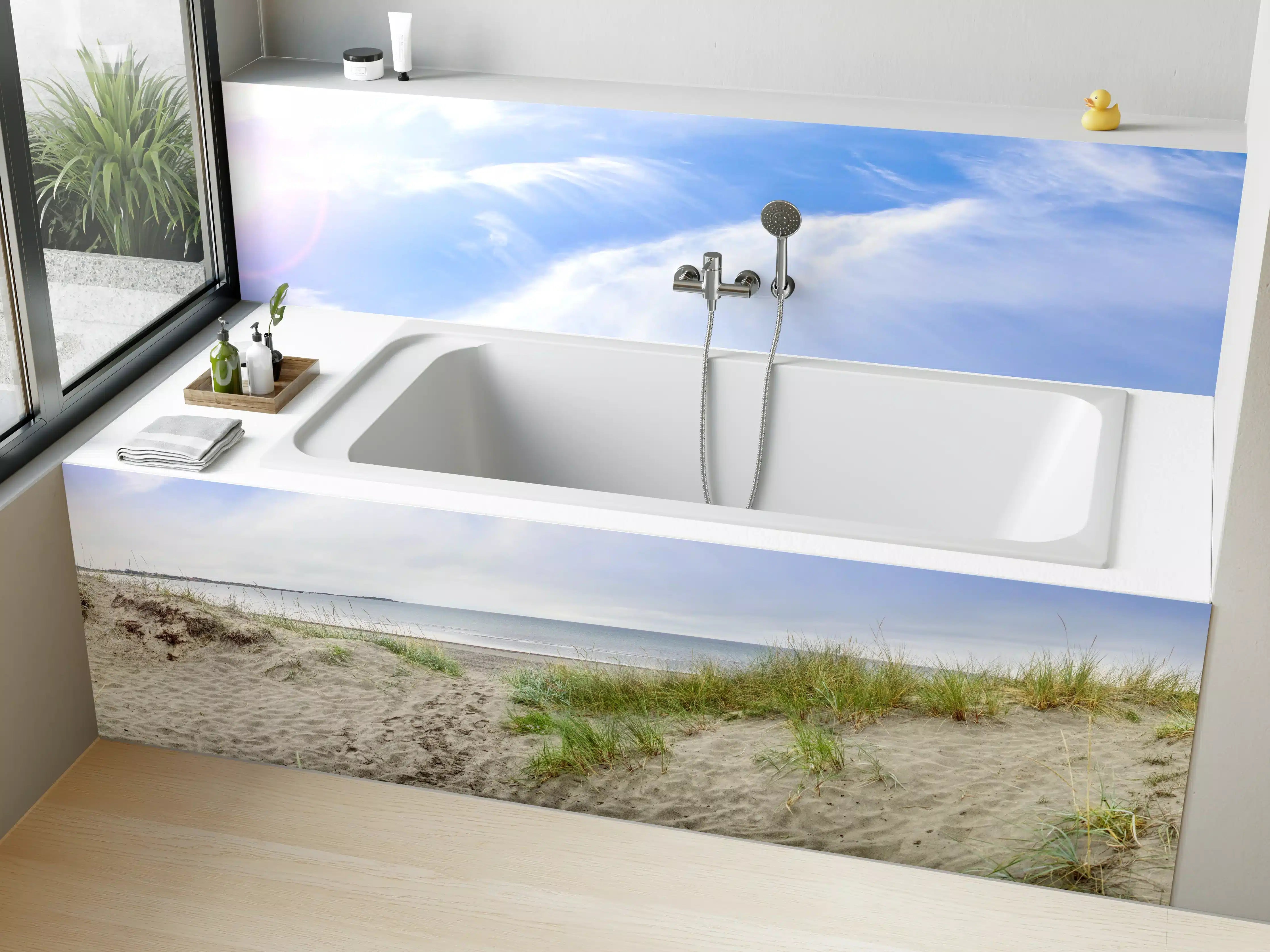 Badewannen-Rückwand - Idyllische Strandlandschaft mit Himmel und Meer