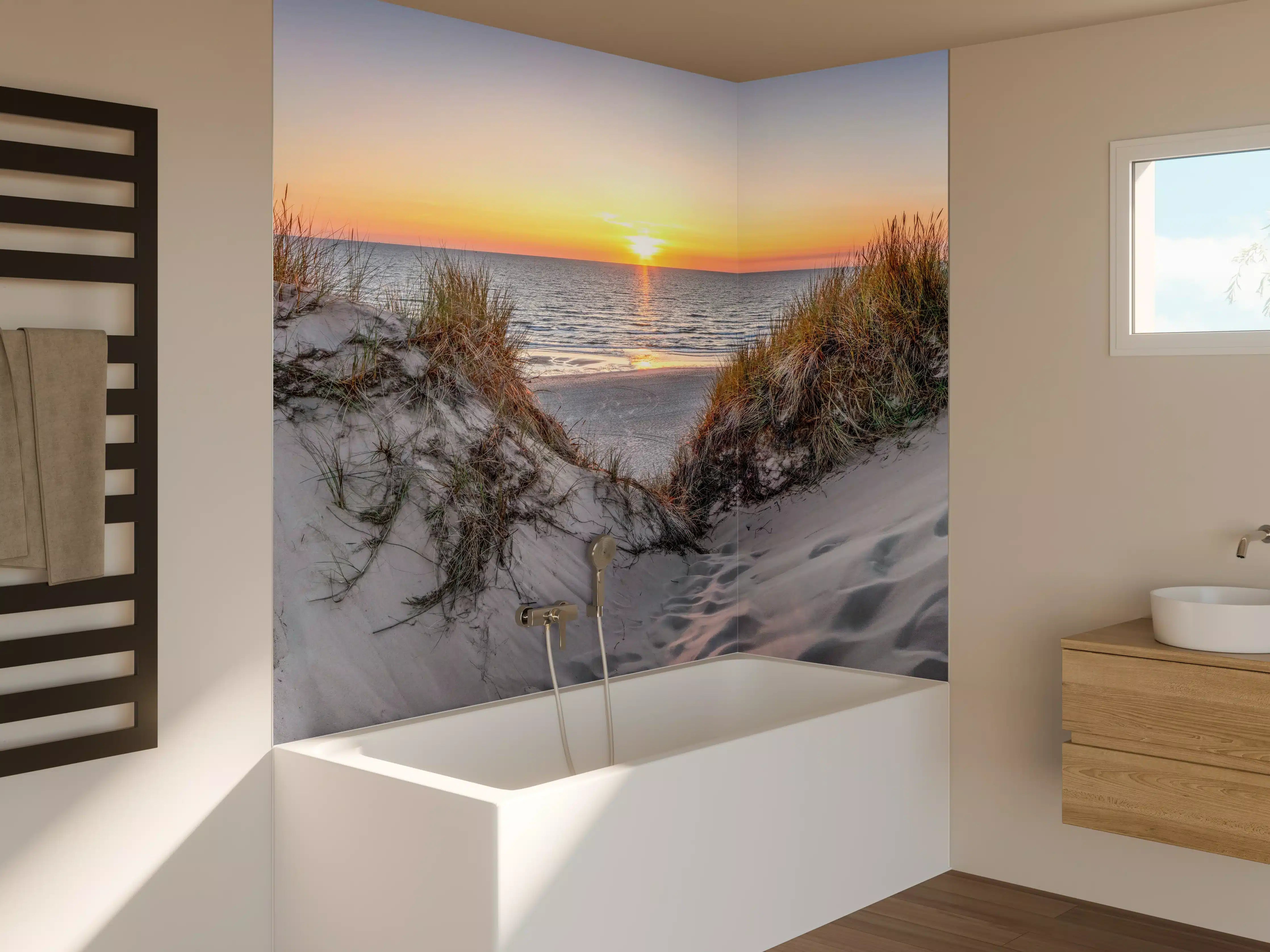 Badewannen-Rückwand - Idyllischer Sonnenuntergang am Strand