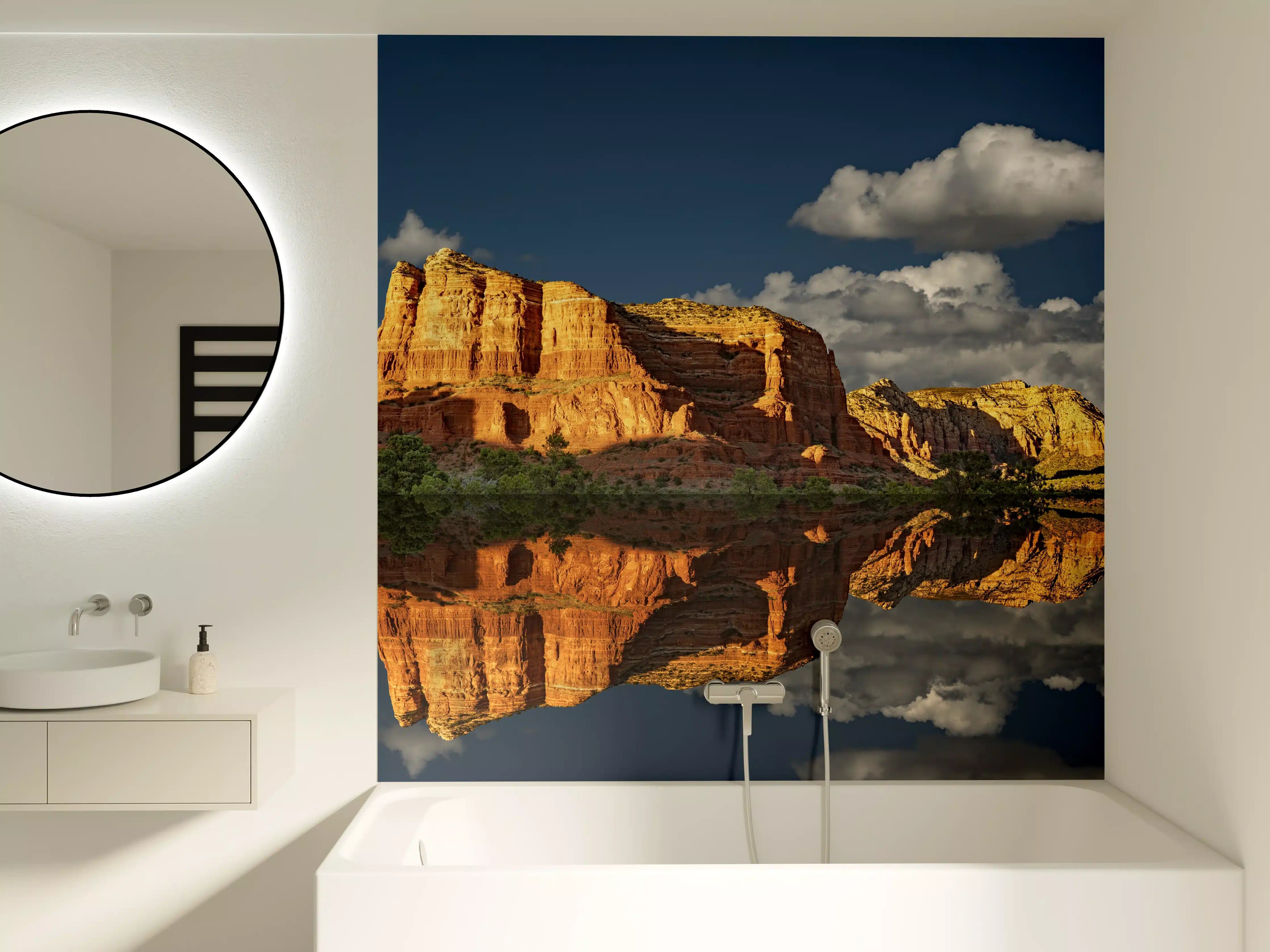 Badewannen-Rückwand - Jack's Canyon mit Wasser Reflektion