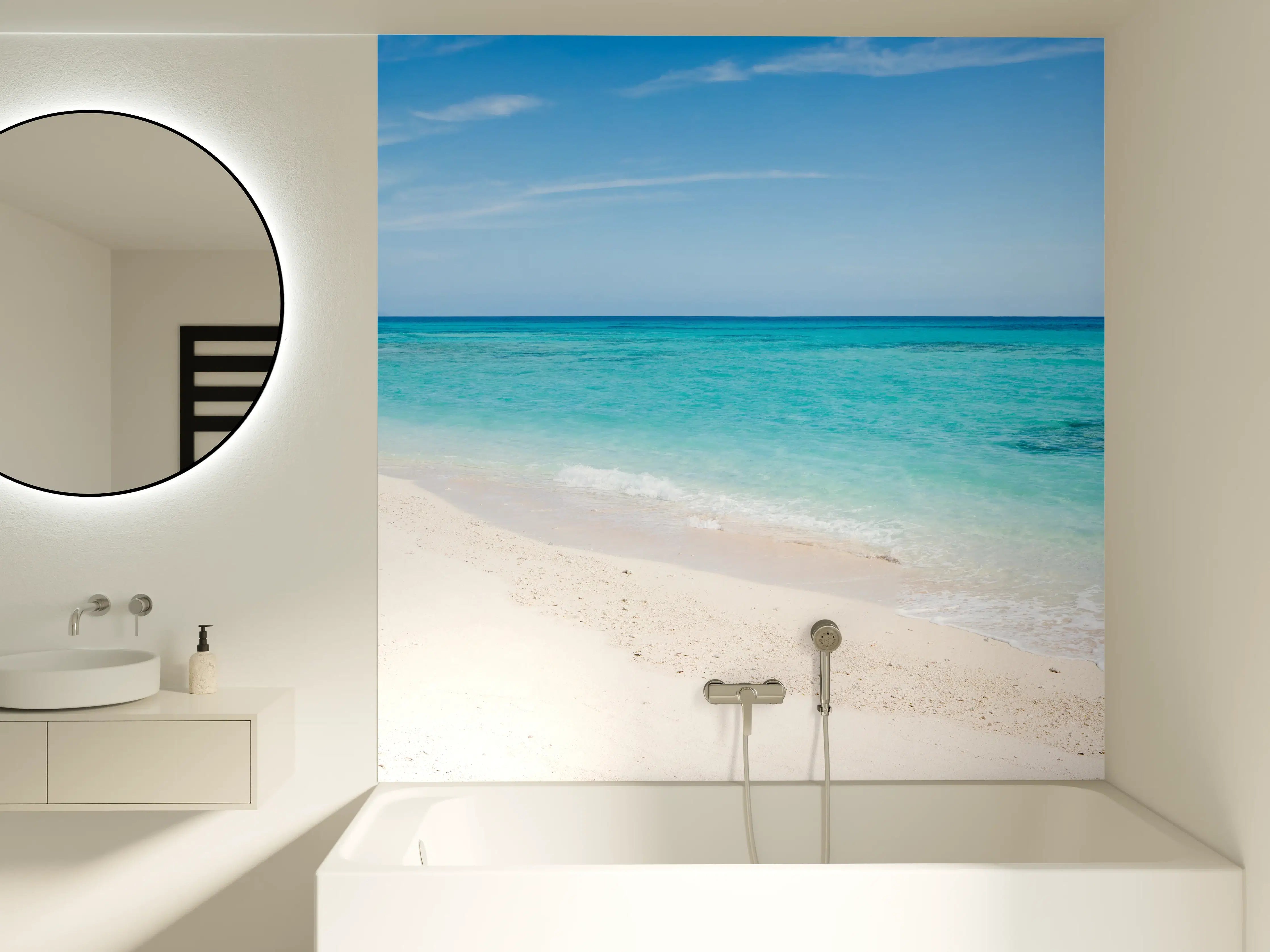 Badewannen-Rückwand - Karibischer Traumstrand mit glitzertem Wasser