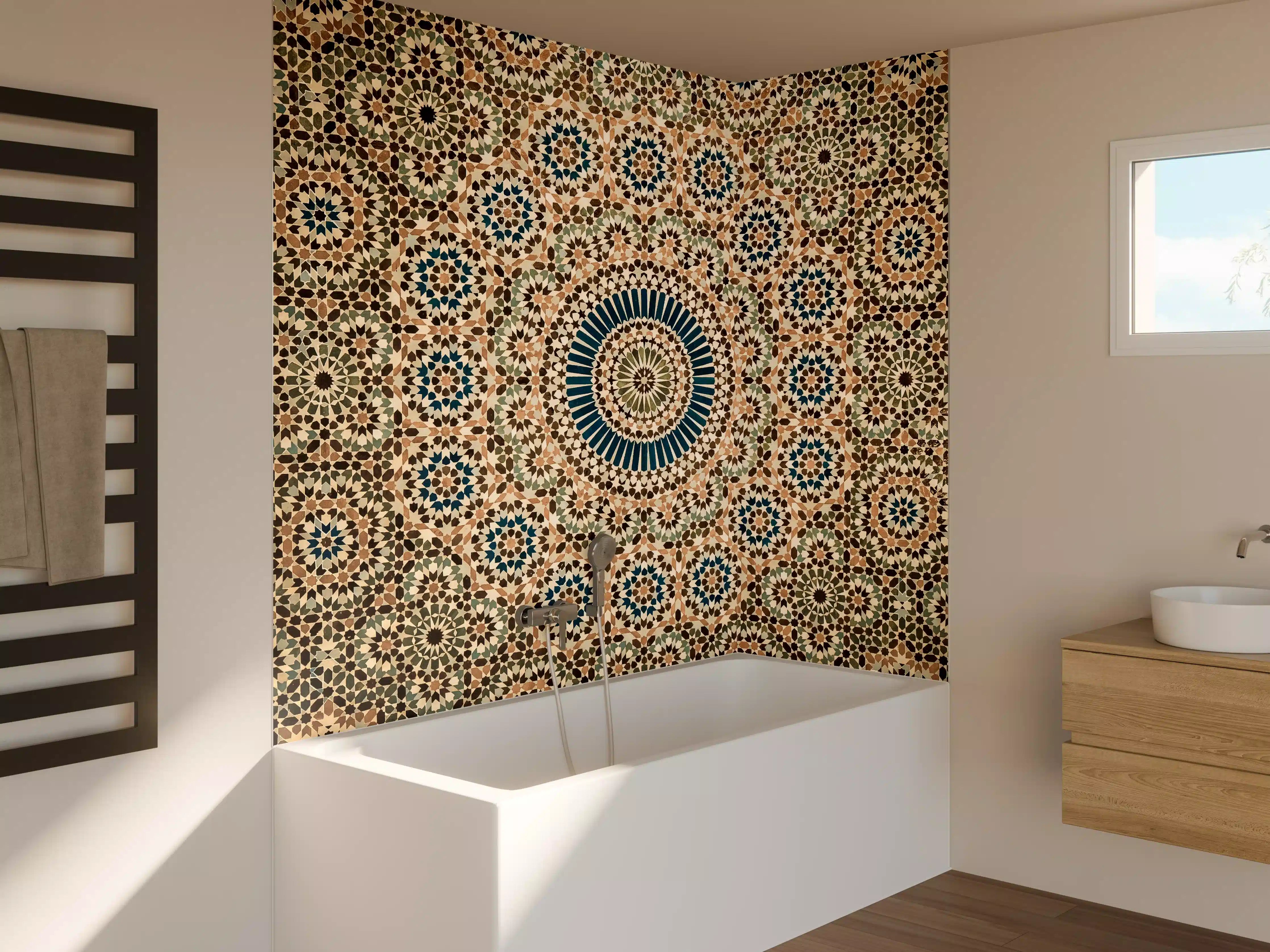 Badewannen-Rückwand - Künstlerische Mosaikgestaltung mit türkischen Mustern