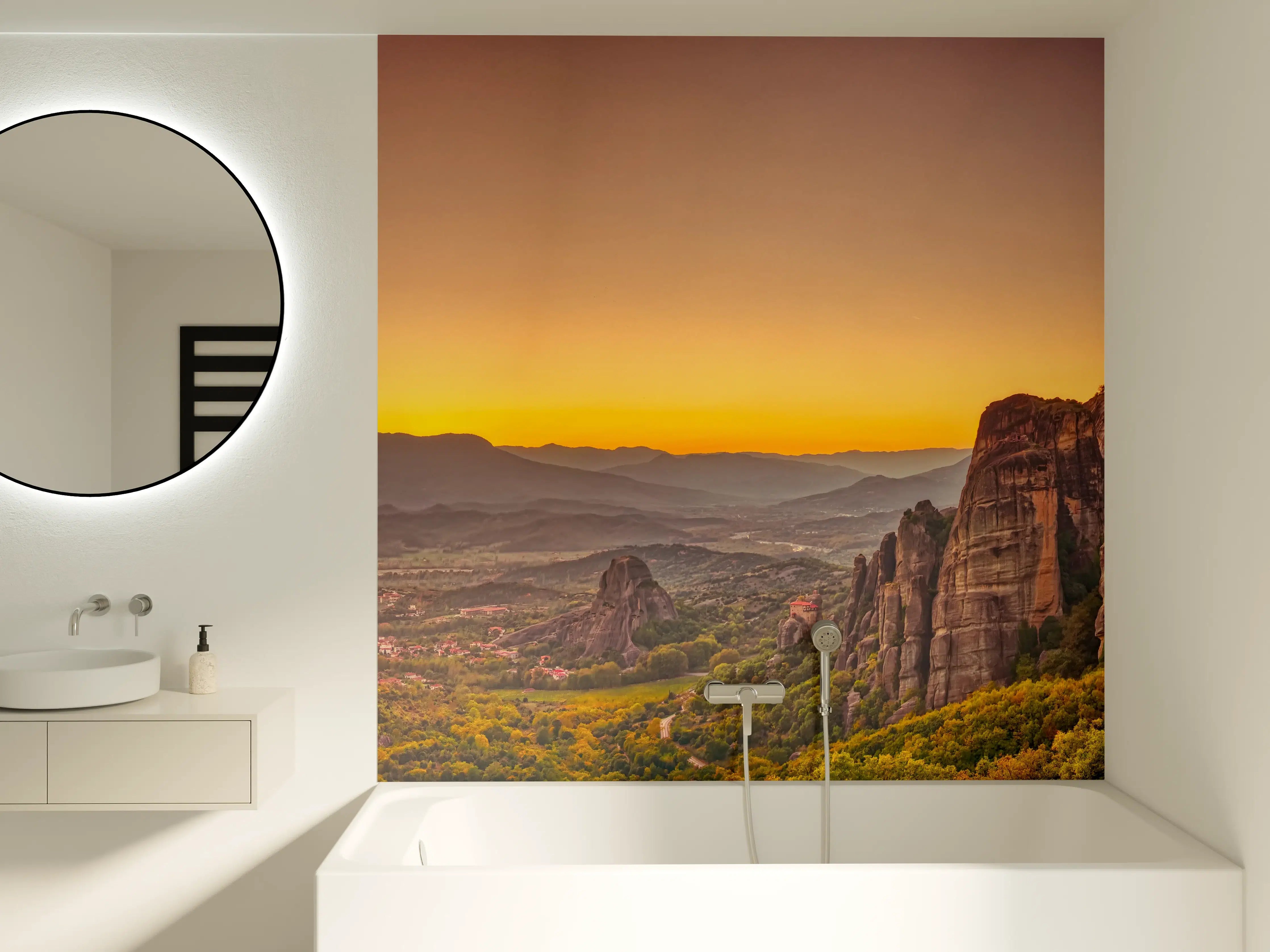 Badewannen-Rückwand - Landschaft mit Klöstern und Felsformationen
