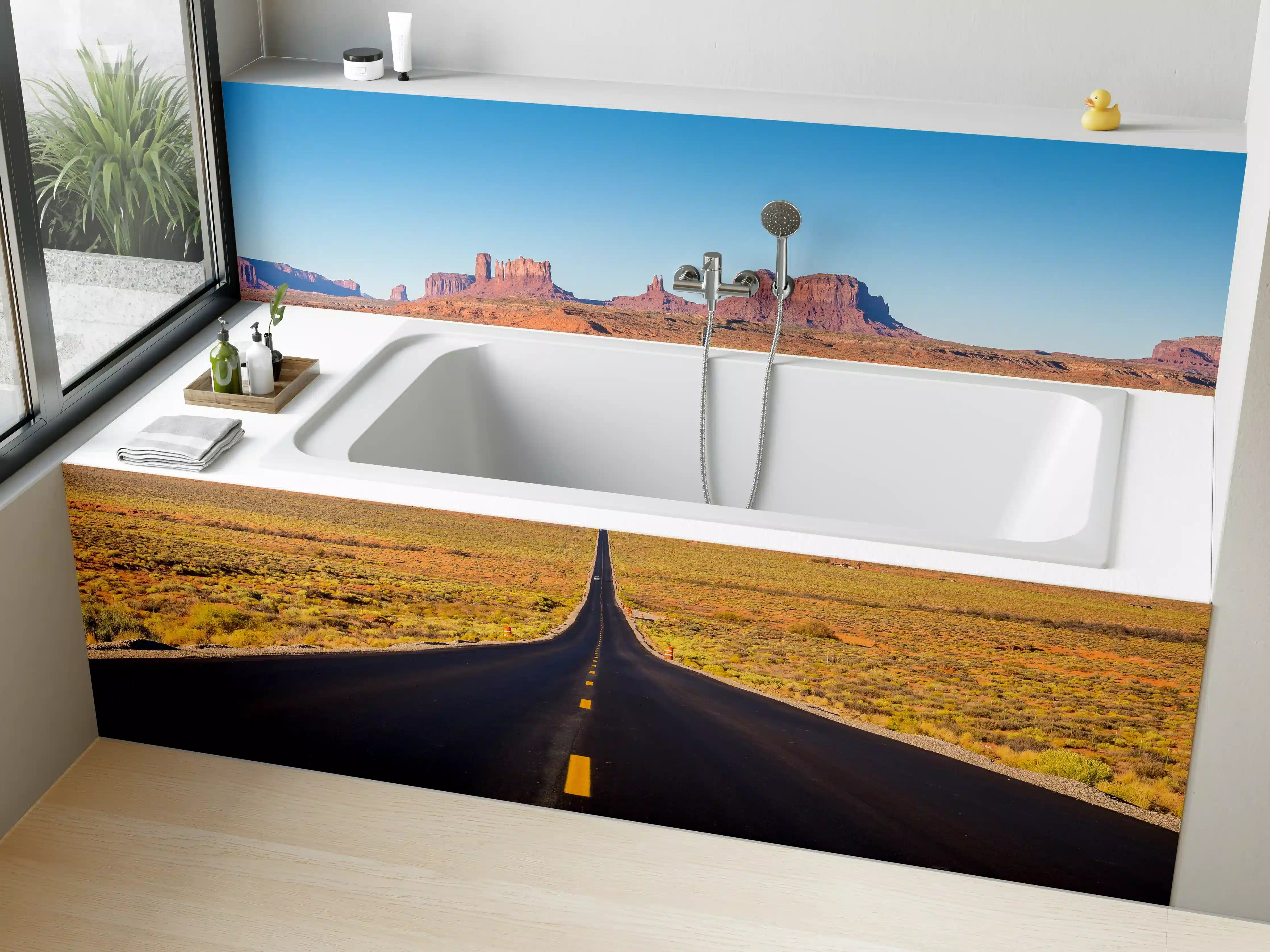 Badewannen-Rückwand - Lange Rennstrecke in der Wüstenlandschaft